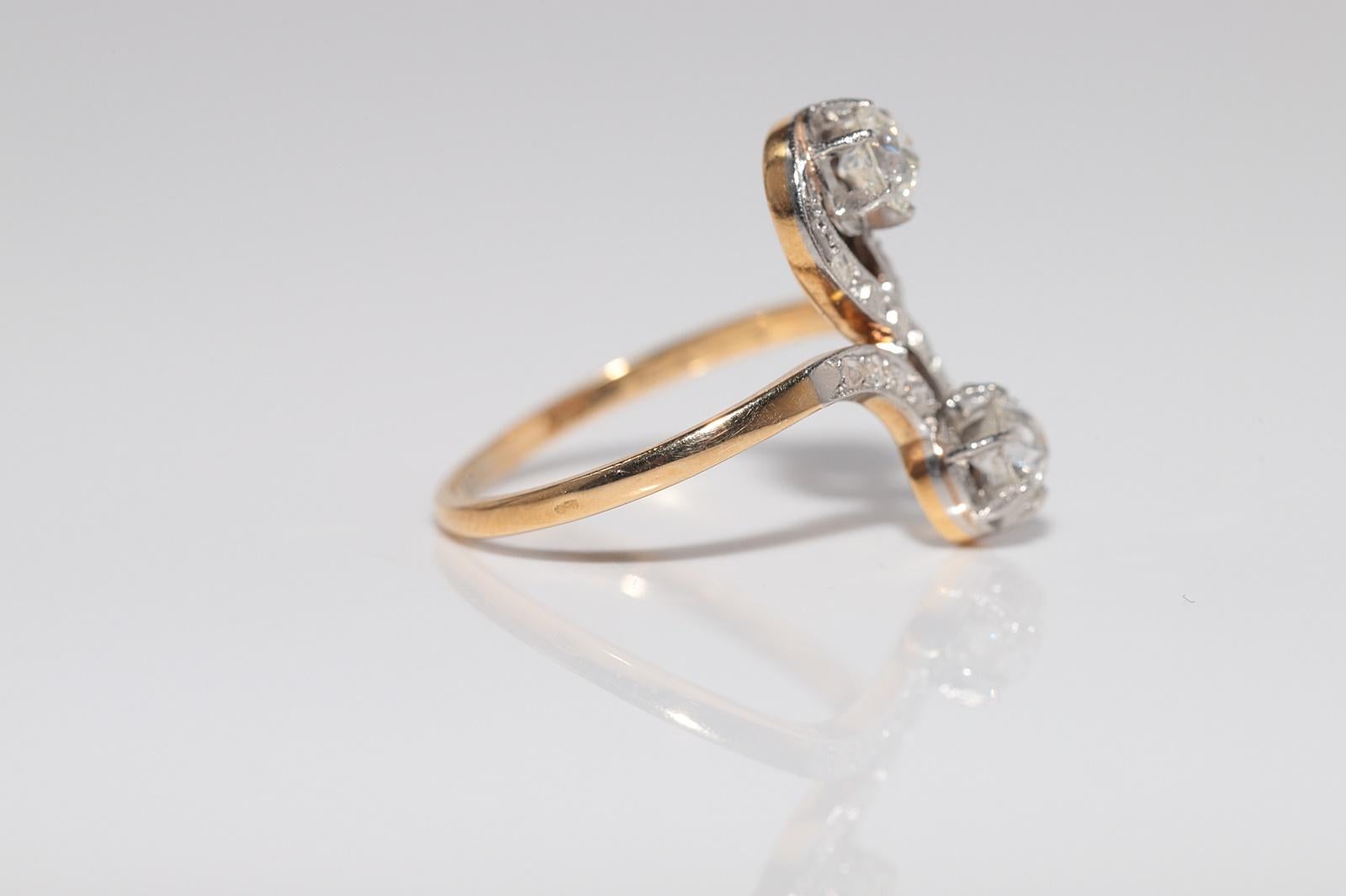 Antique Circa 1910s Art Nouveau Handcrafted 18k Gold Natural Diamond Ring For Sale 7