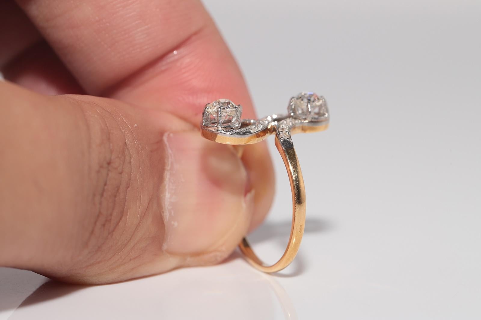 Antique Circa 1910s Art Nouveau Handcrafted 18k Gold Natural Diamond Ring For Sale 8