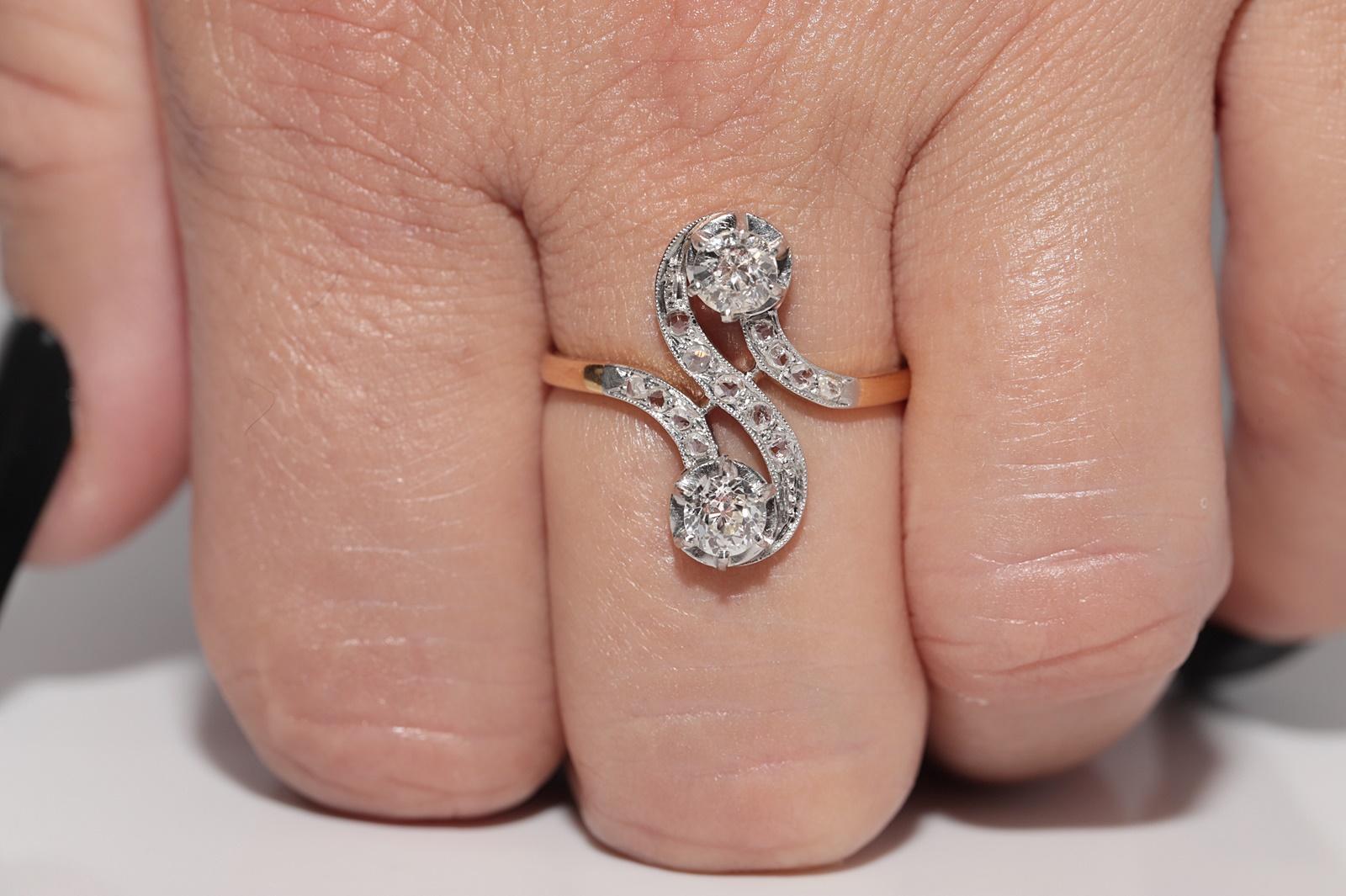 Antique Circa 1910s Art Nouveau Handcrafted 18k Gold Natural Diamond Ring In Good Condition For Sale In Fatih/İstanbul, 34