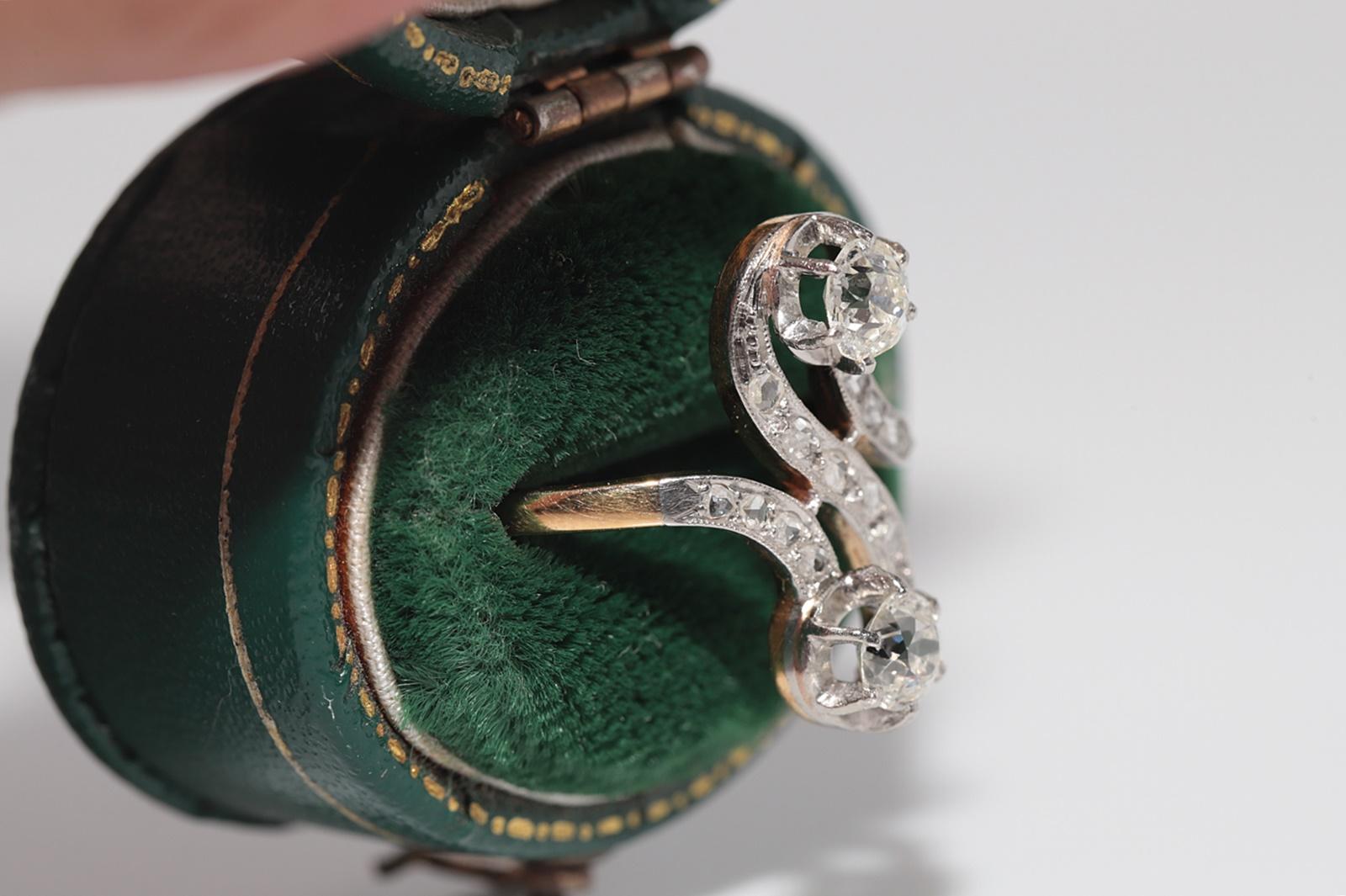 Antique Circa 1910s Art Nouveau Handcrafted 18k Gold Natural Diamond Ring For Sale 2