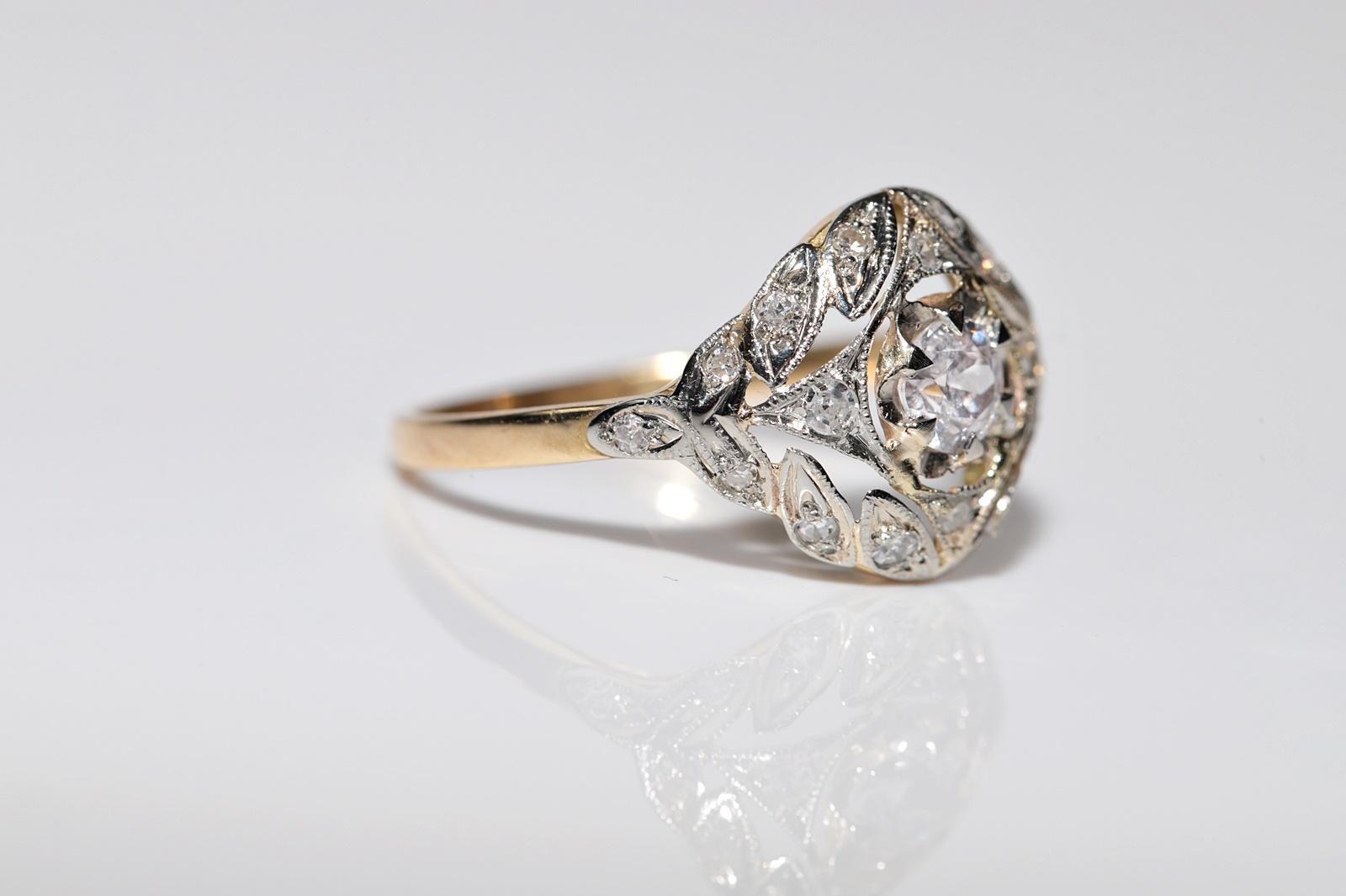 Antique Circa 1915s Art Deco Handcrafted 18k Gold Natural Diamond Ring For Sale 4
