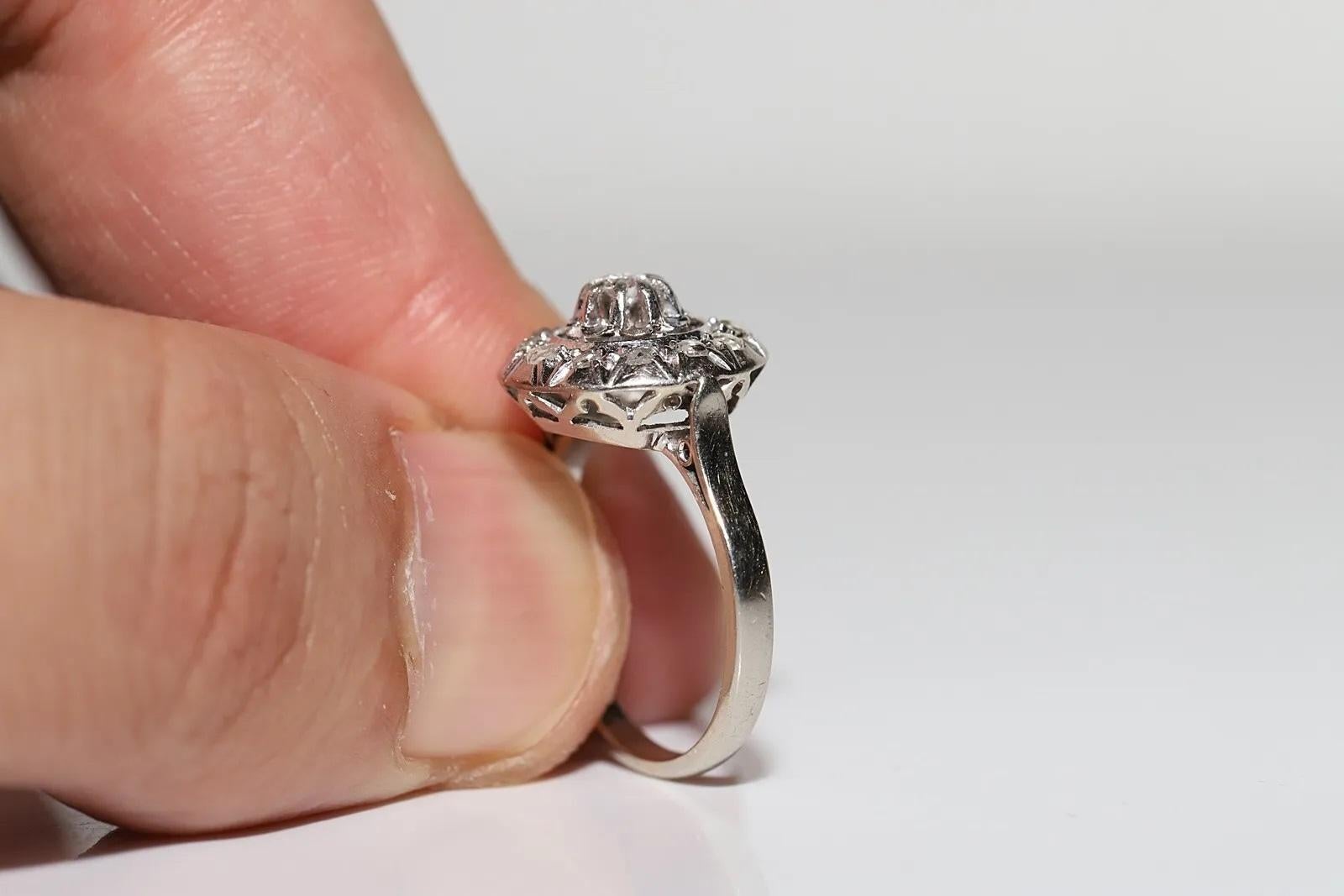 Antiguo anillo decorado con diamantes naturales de oro de 18 quilates Art Decó de 1920 en venta 9