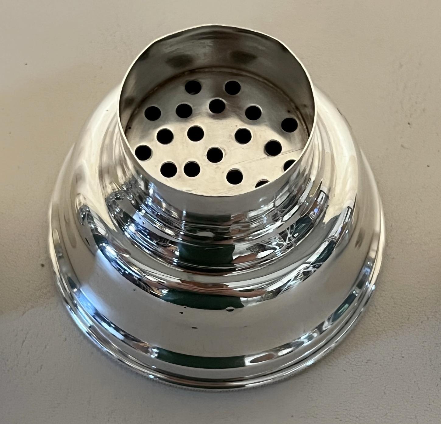 Antique circa 1920 Art Deco Asprey & Co London Silver Plated Cocktail Shaker For Sale 3