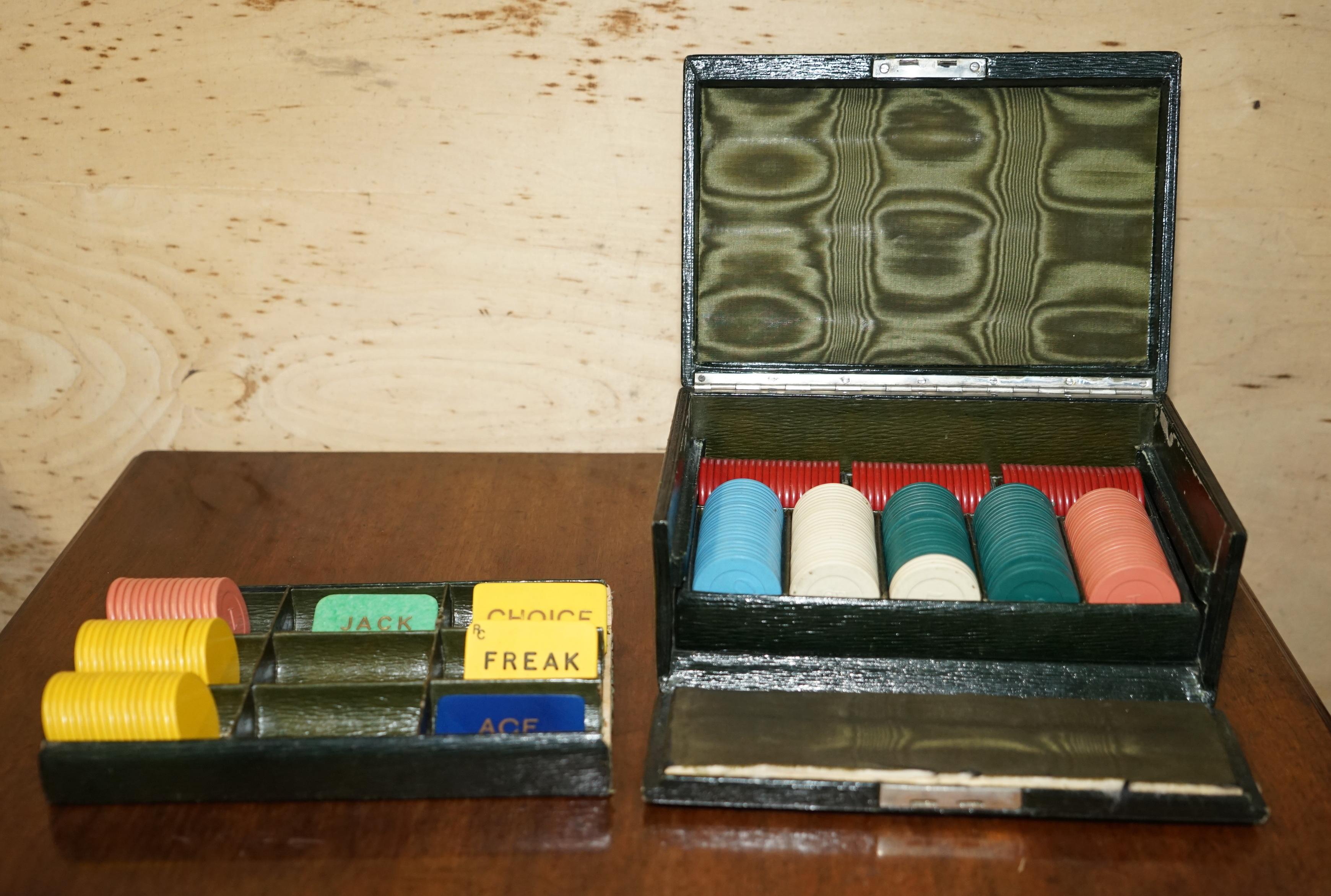 Antique circa 1920 Art Deco Casion Chip Poker Set Green Leather Silk Case 4