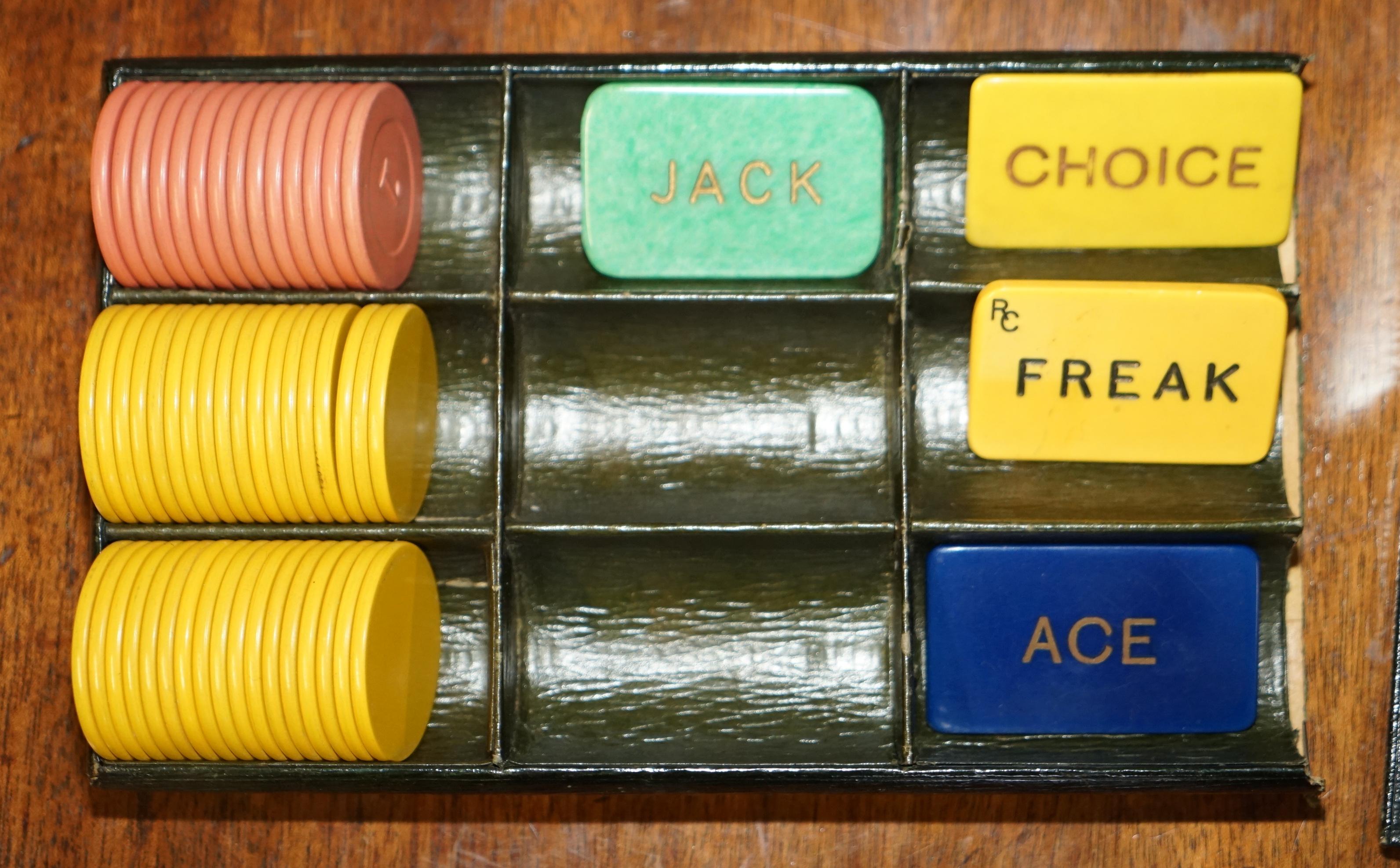Antique circa 1920 Art Deco Casion Chip Poker Set Green Leather Silk Case 5