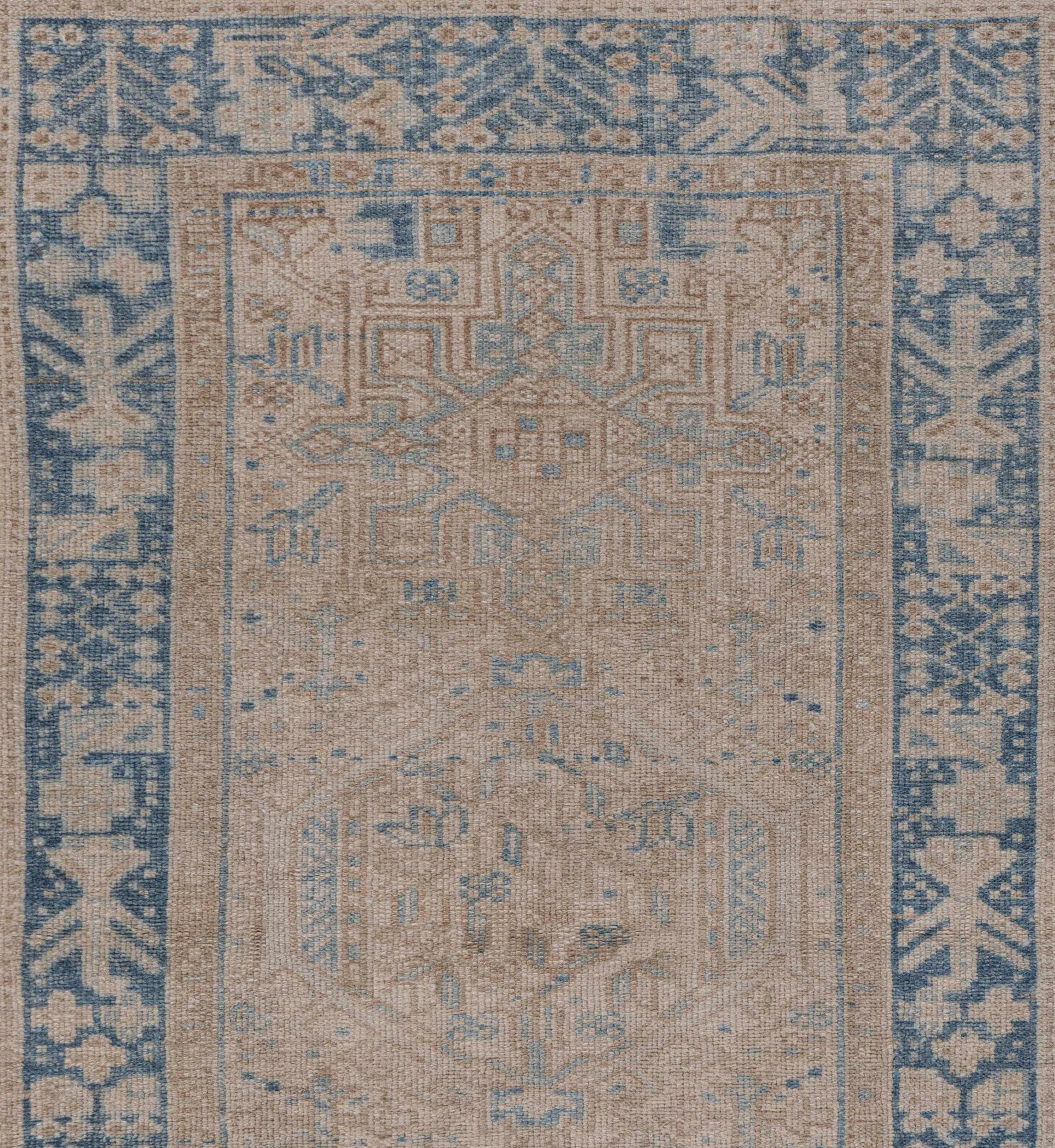 Antiker persischer Heriz-Teppich in Beige, handgeknüpft, um 1920, 3'1 X 4'6 (20. Jahrhundert) im Angebot