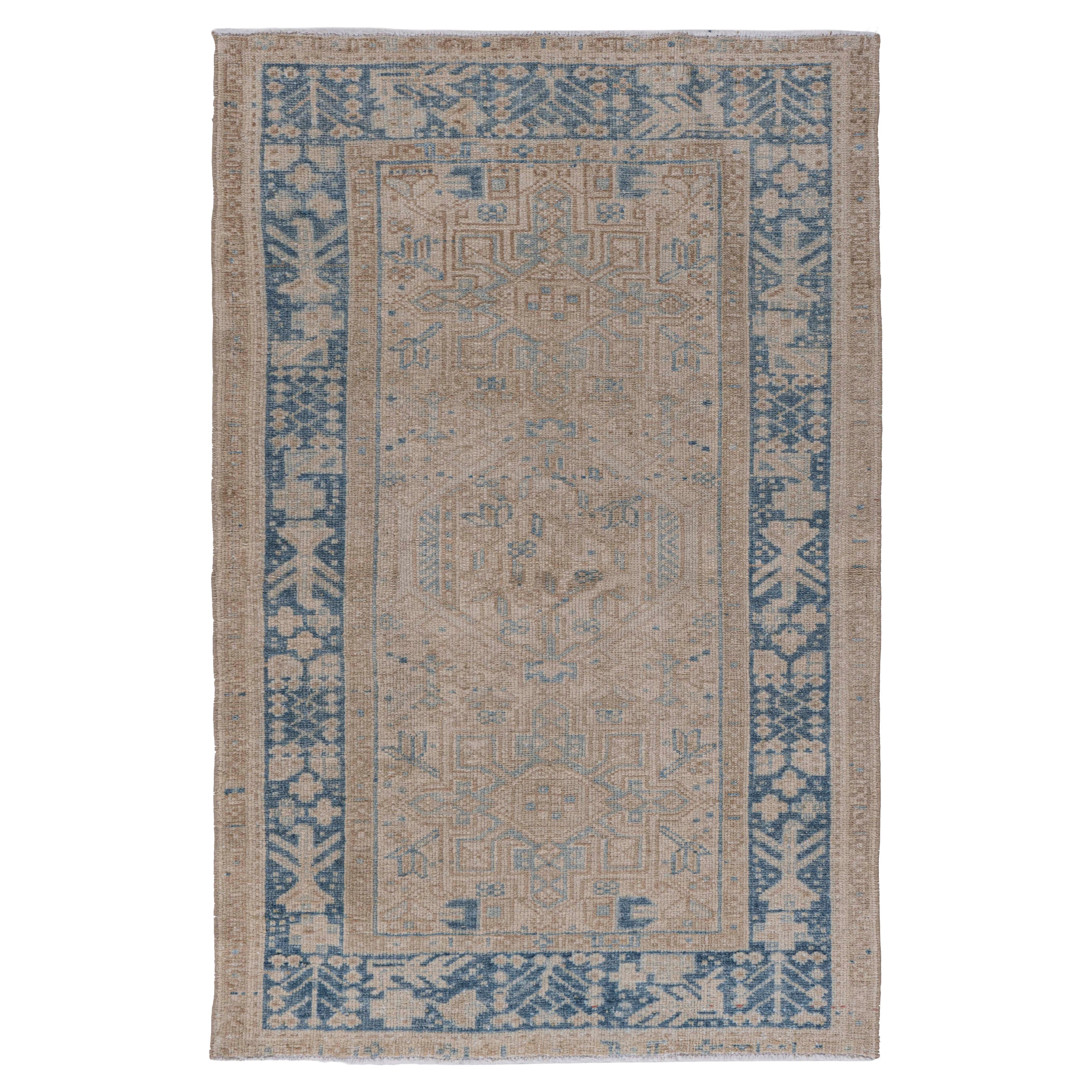 Antique Circa 1920 Beige Persian Heriz Hand Knotted Rug 3'1 X 4'6