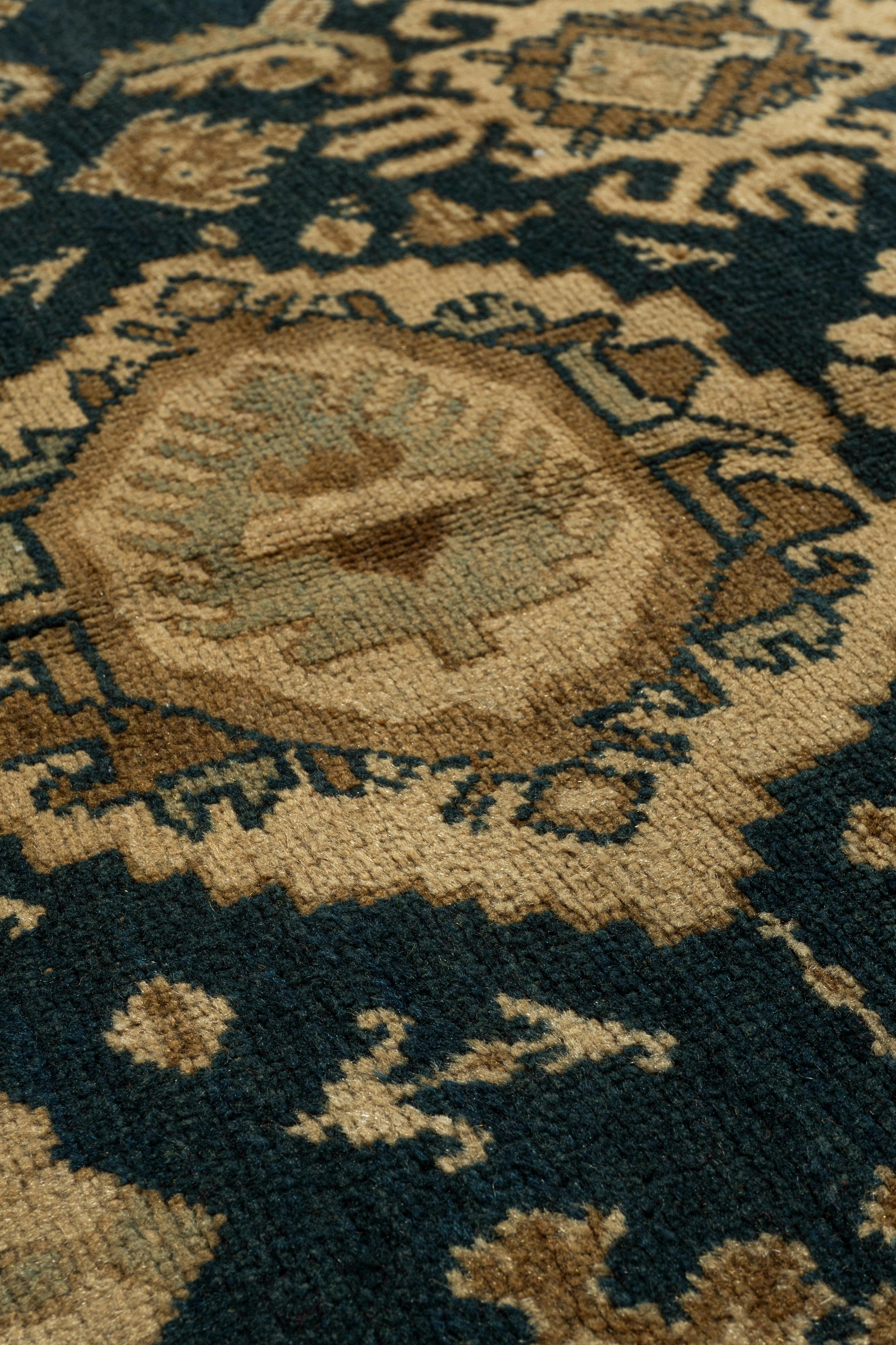 Antico tappeto blu persiano Malayer annodato a mano del 1920 circa in vendita 3