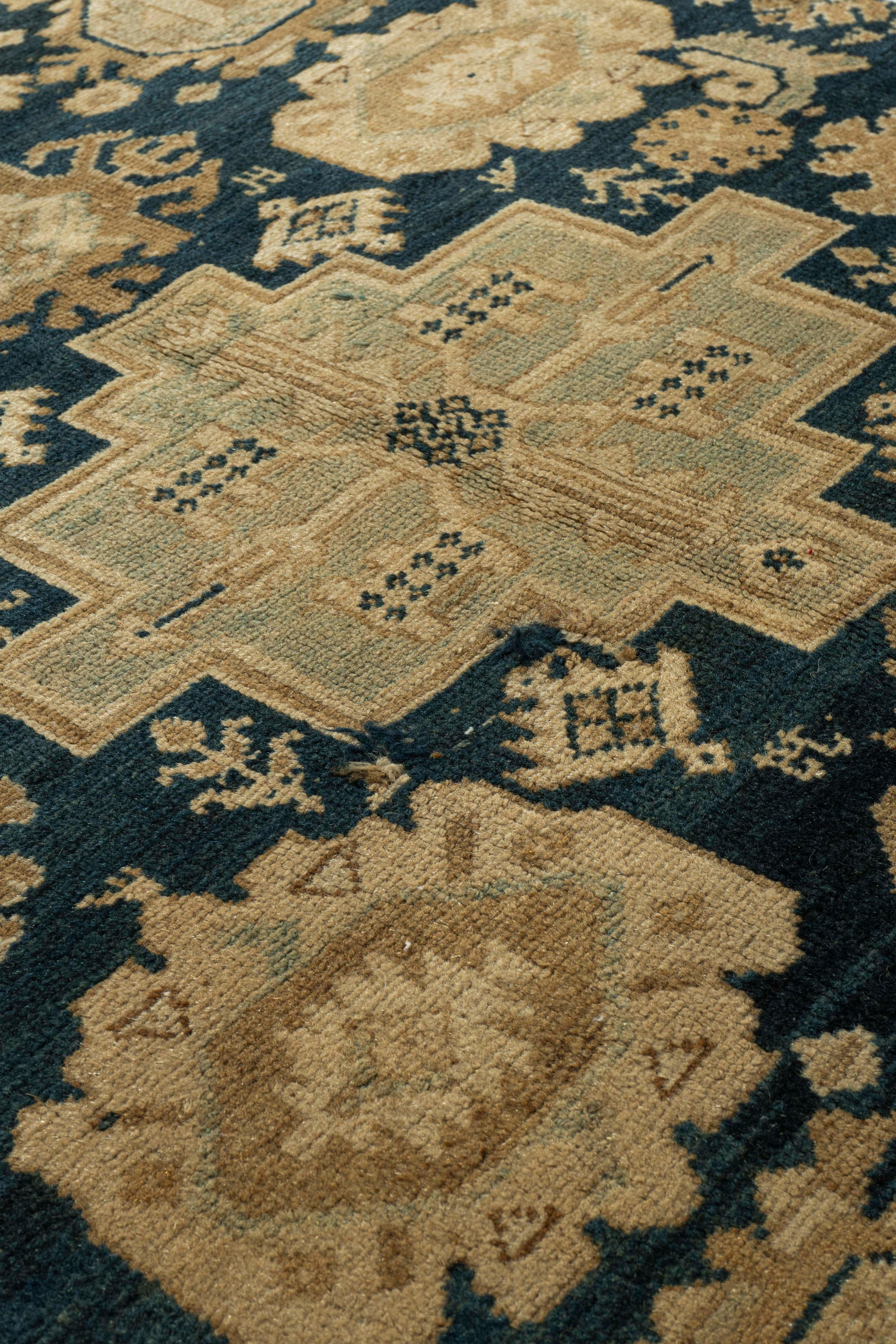 Antico tappeto blu persiano Malayer annodato a mano del 1920 circa in vendita 9