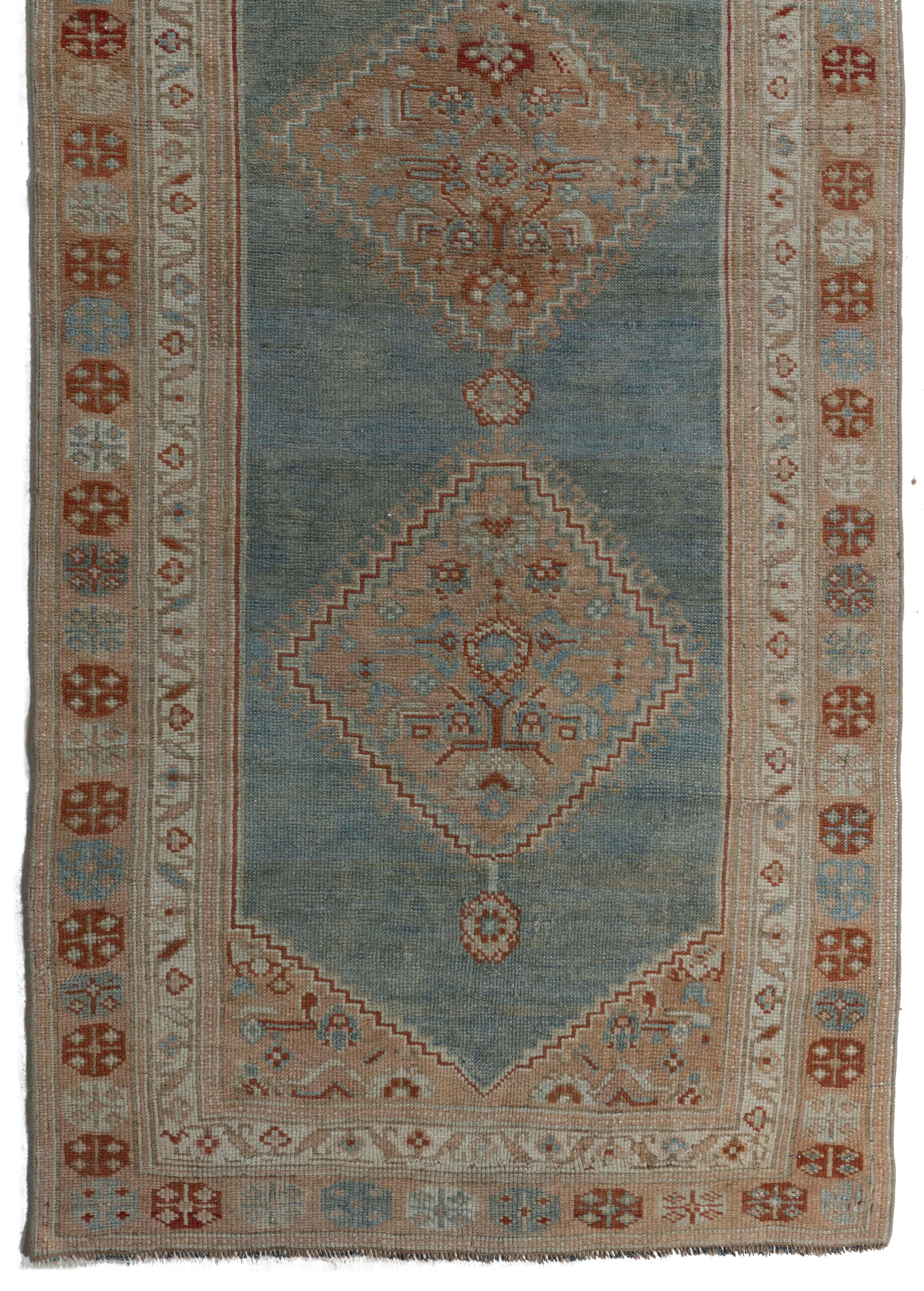 Lana Antico runner annodato a mano di Malayer blu, circa 1920, 3'2 X 15'1 in vendita
