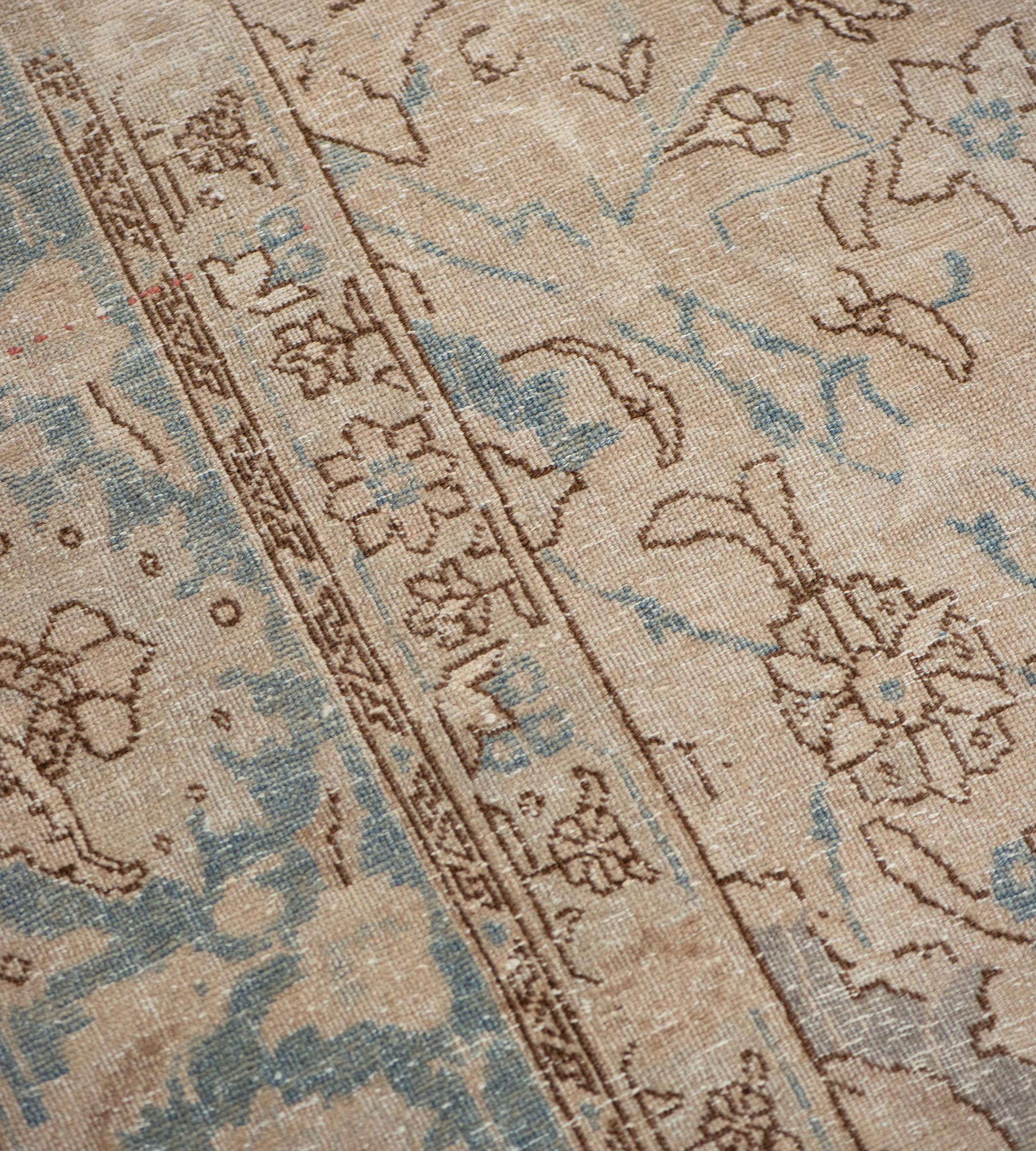 Antiker CIRCA-1920 Buff-Brown Wool Floral Persian Tabriz Teppich (Handgeknüpft) im Angebot
