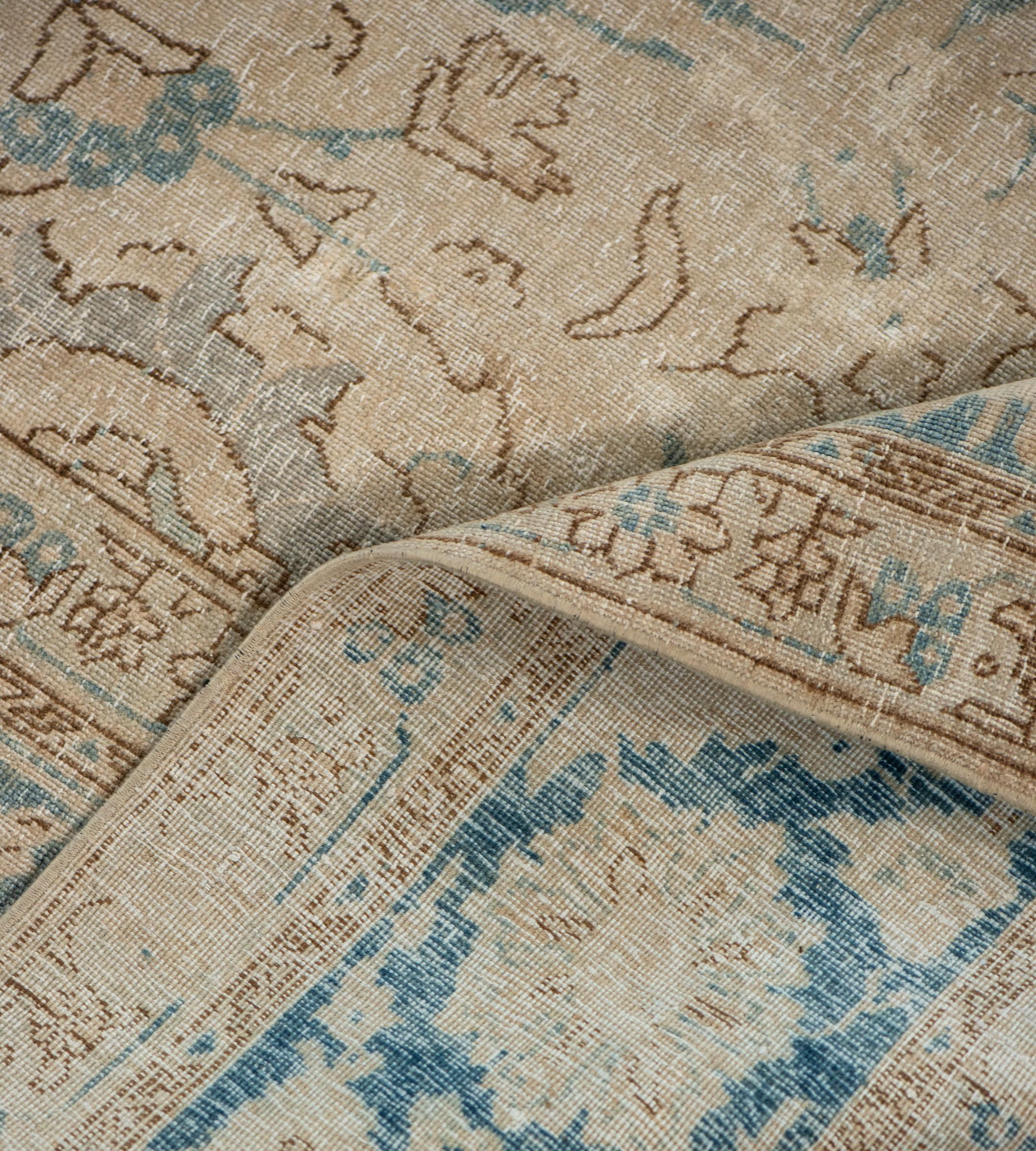 Antiker CIRCA-1920 Buff-Brown Wool Floral Persian Tabriz Teppich im Angebot 1