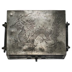 ANTIQUE CIRCA 1920 CHiNESE KUT HING PEWTER & WOOD CARVED DRAGON JEWELLERY BOX ANTIQUE CIRCA 1920 CHiNESE KUT HING PEWTER & WOOD CARVED DRAGON JEWELLERY BOX