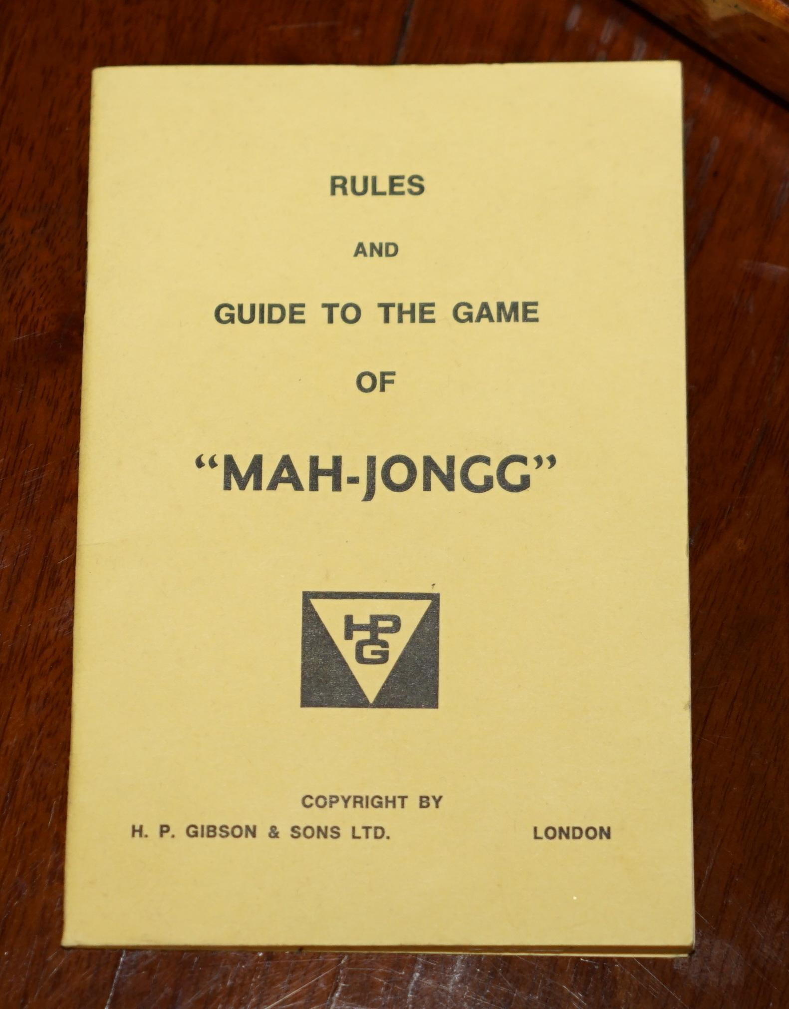 Inizio XX secolo ANTICO SET DI MAHJONG CINESE CIRCA 1920 + CONTATORI IN CASSETTA ORIGINALE IN LEGNO DI AMBOYNA in vendita
