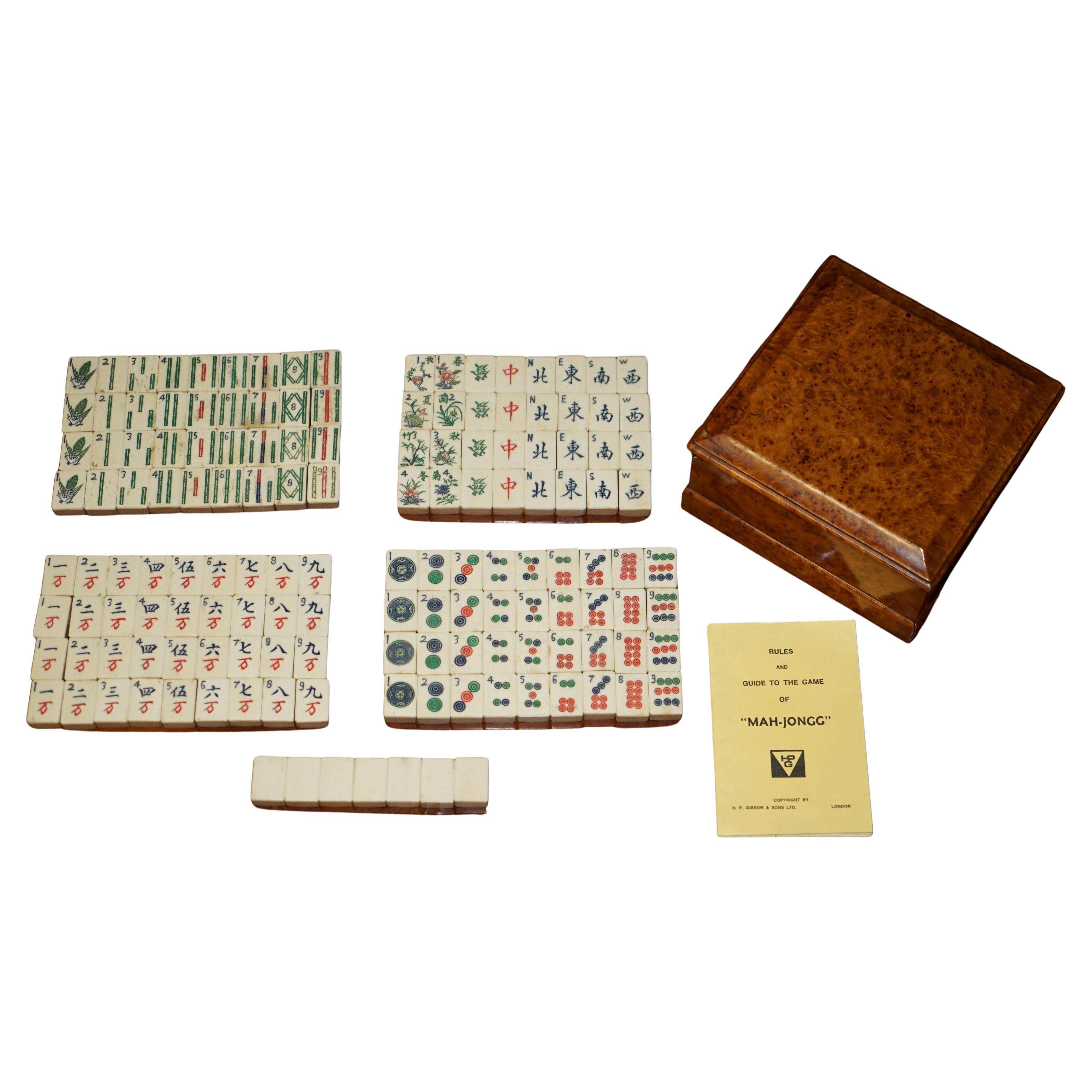 ANTIQUE CIRCA 1920 JEU DE MAHJONG CHINOIS + COMPTOIRS DANS LE COFFRET ORIGINAL EN BOIS D
AMBOYNA