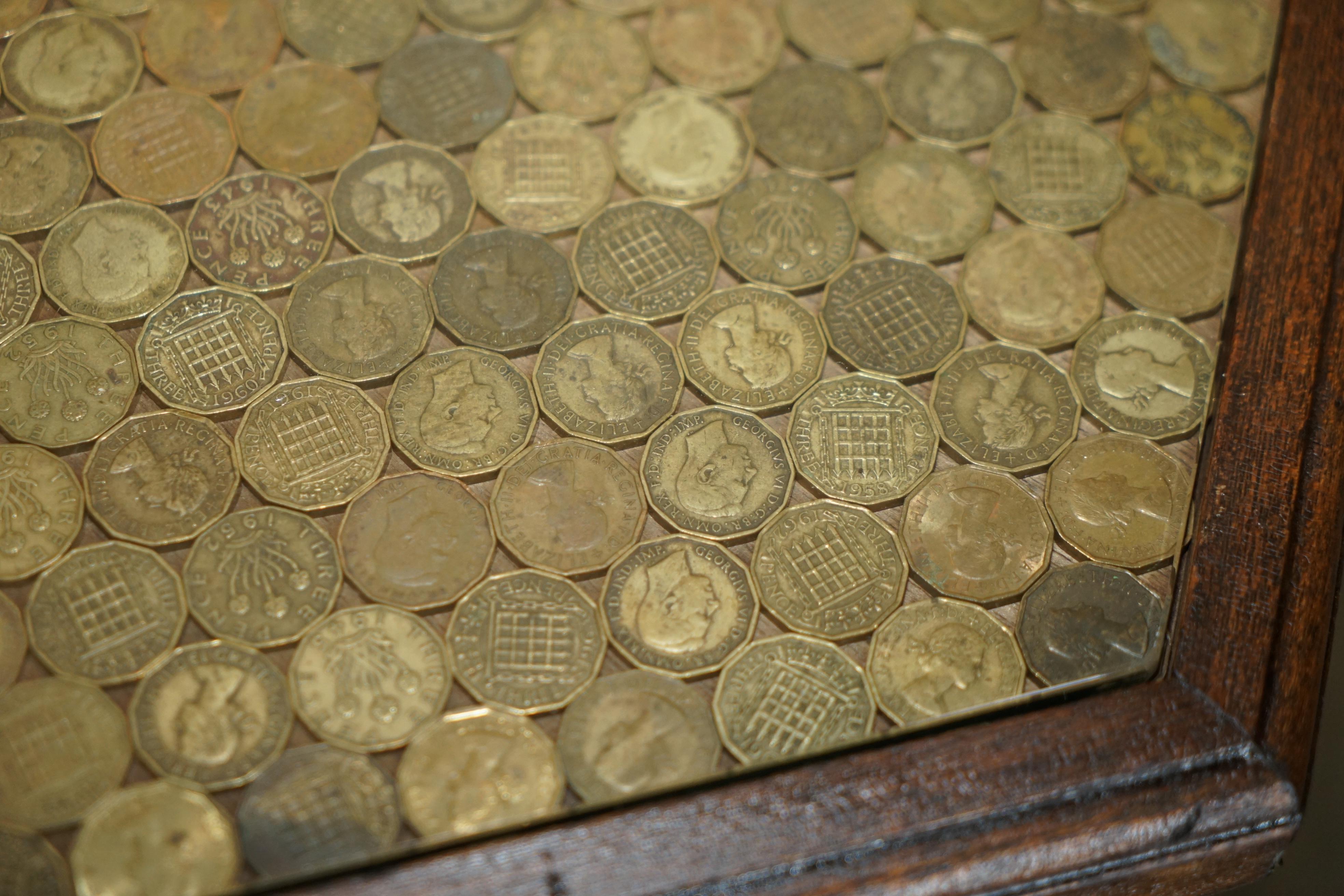 ANTIQUE CIRCA 1920 COFFEE TABLE COVERS IN ENGLISH THREE PENCE COINS FROM 1940's For Sale 2
