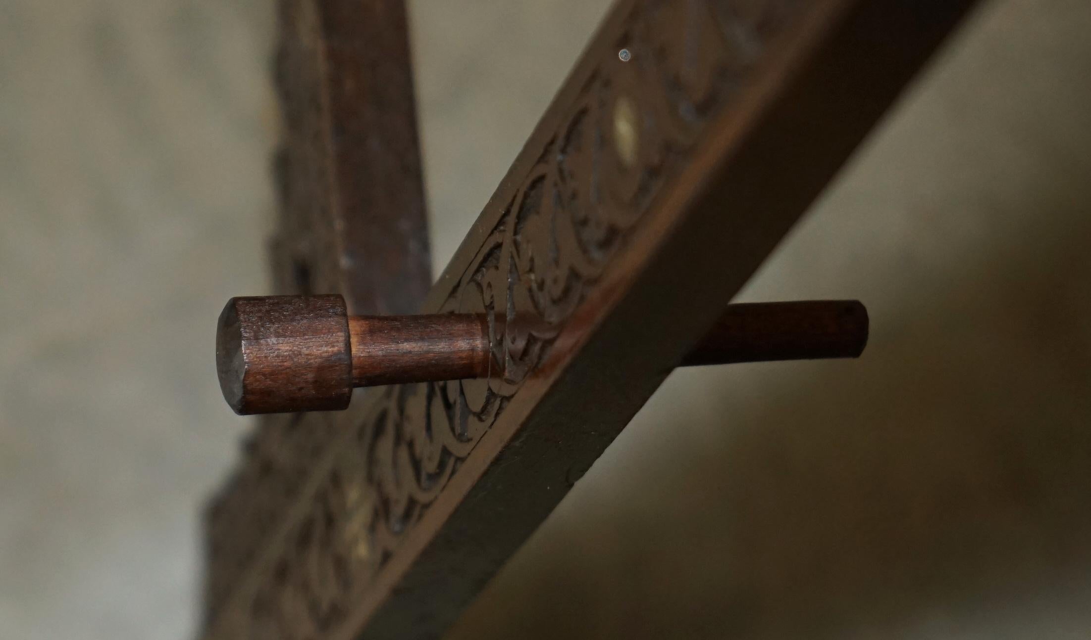 ANTIQUE CiRCA 1920 LIBERTY MOORISH CARVED MOTHER OF PEARL INLAID ARTIST EASEL For Sale 3