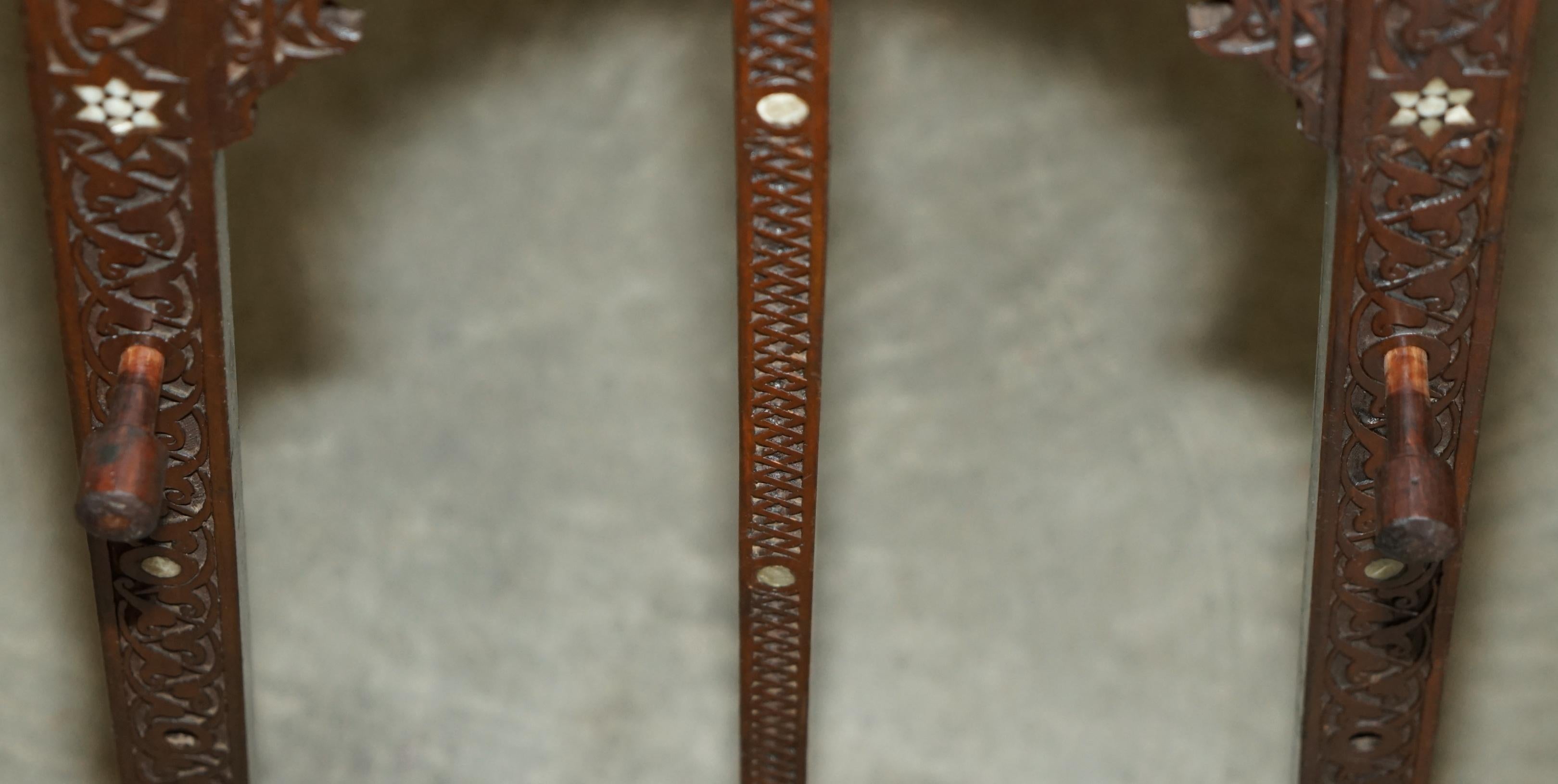 ANTIQUE CiRCA 1920 LIBERTY MOORISH CARVED MOTHER OF PEARL INLAID ARTIST EASEL For Sale 7