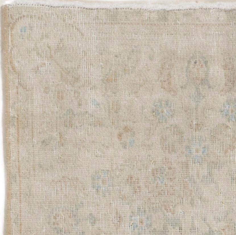 Antico Tappeto Kerman annodato a mano, circa 1920, grigio pallido e invecchiato 3'8 X 6'6 in vendita 2