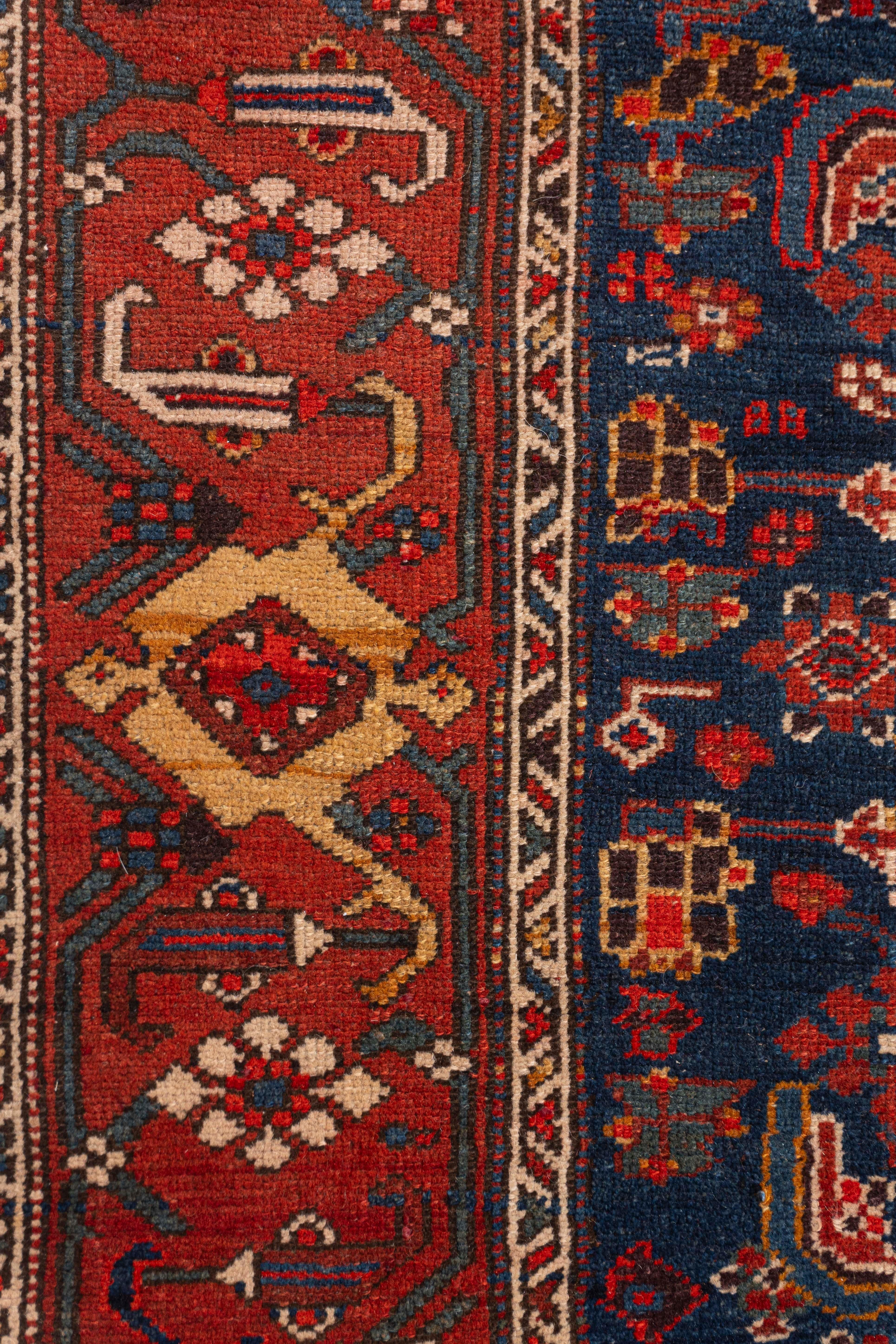 Antiker roter persischer Malayer-Läufer, handgeknüpft, um 1920 im Angebot 1