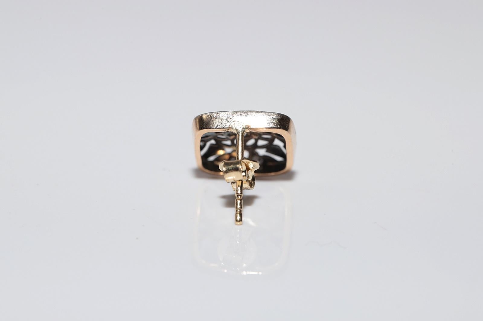 Women's Antique Circa 1920s 14k Gold Top Silver Natural Diamond Decorated Earring For Sale