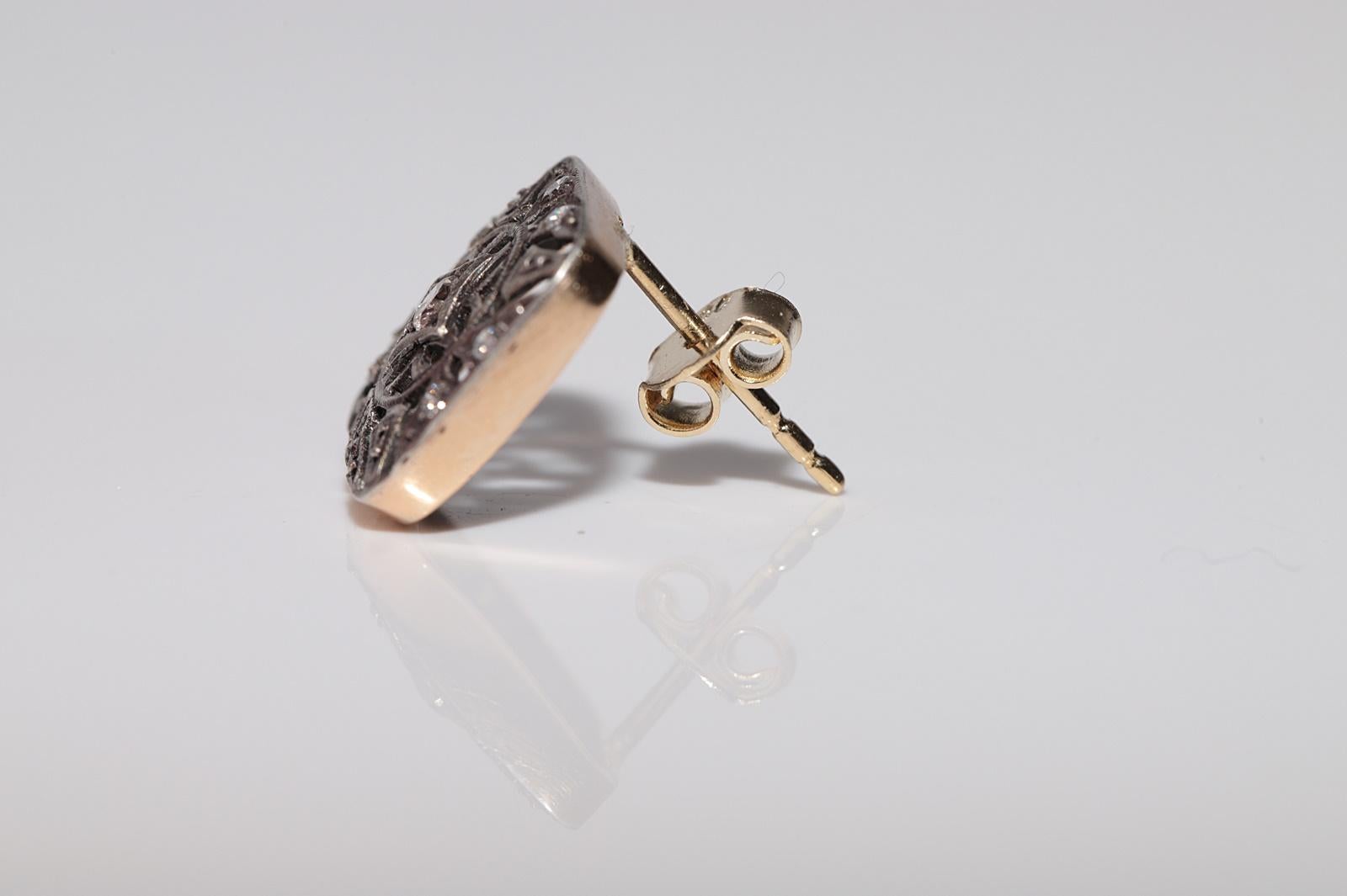 Antique Circa 1920s 14k Gold Top Silver Natural Diamond Decorated Earring For Sale 1