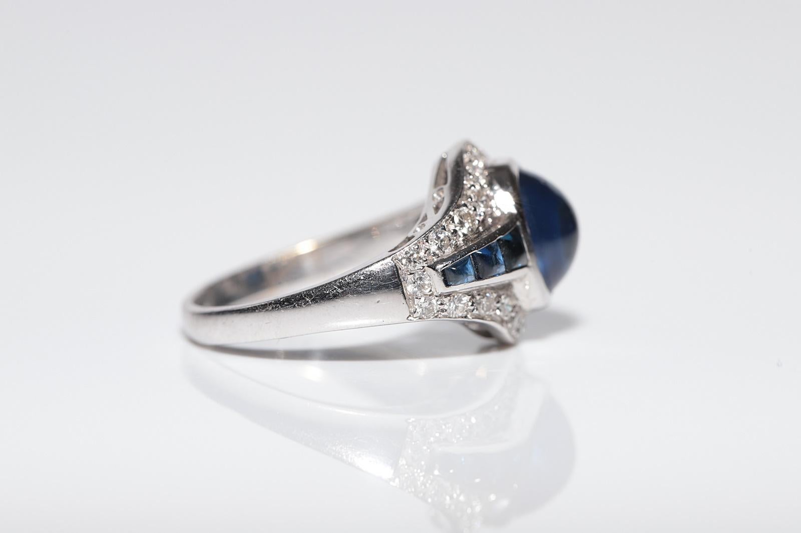 Anello antico CIRCA 1920 in oro 18k Art Deco con diamante naturale e zaffiro cabochon in vendita 4
