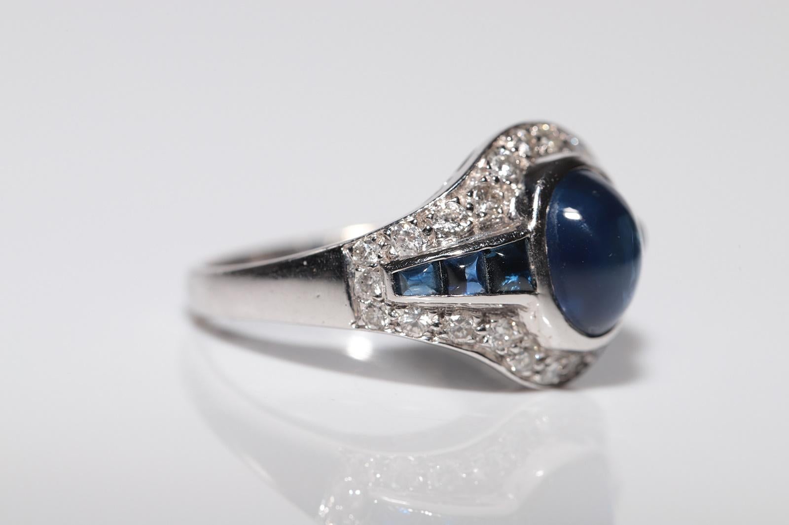 Anello antico CIRCA 1920 in oro 18k Art Deco con diamante naturale e zaffiro cabochon in vendita 5