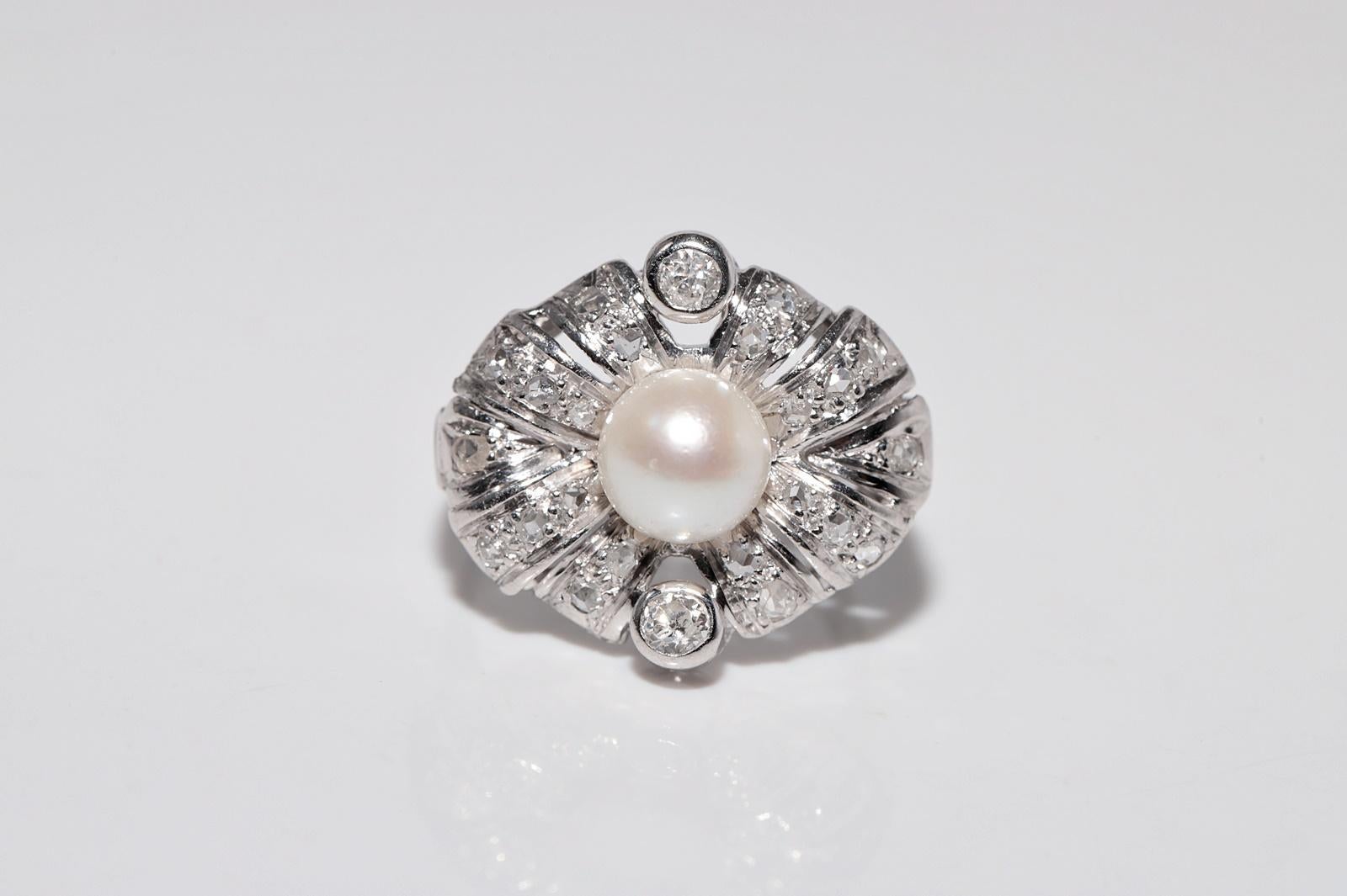 Anello antico CIRCA 1920 in oro 18k Art Decor con diamanti naturali e perle in vendita 2