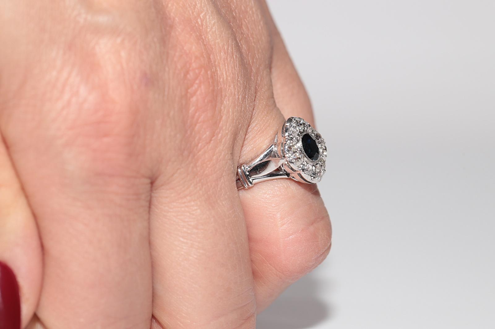 Bague ancienne en or 18k Circa 1920 Art Deco diamant naturel et saphir Navette en vente 10