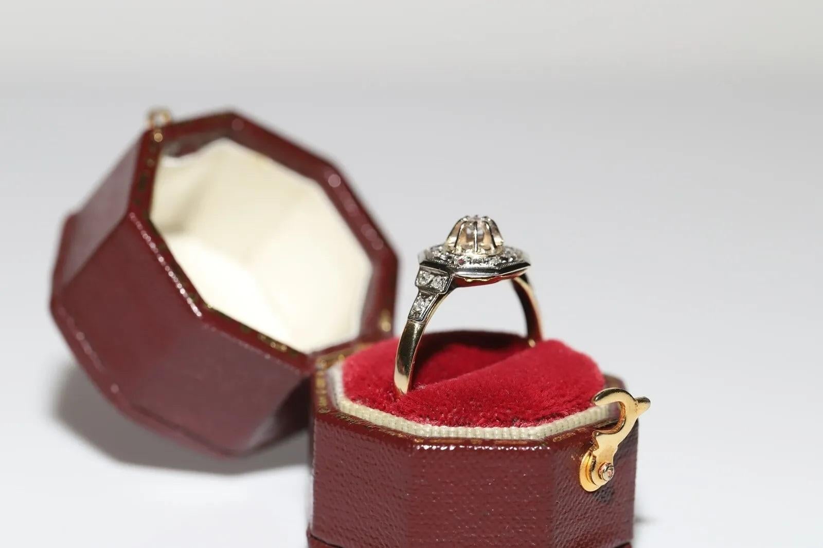 Brilliant Cut Antique Circa 1920s 18k Gold Art Deco Natural Diamond Decorated Ring For Sale