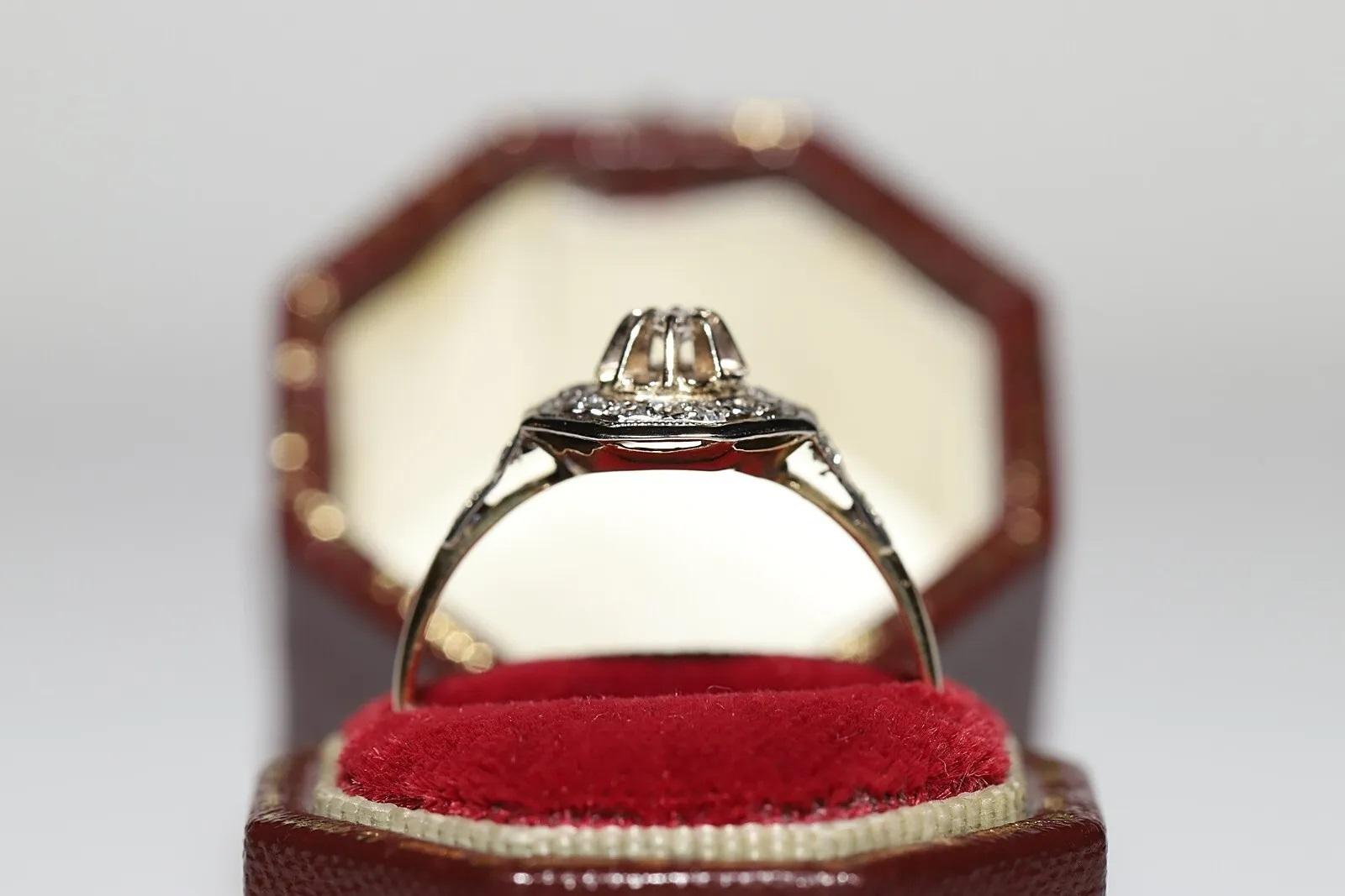 Antique Circa 1920s 18k Gold Art Deco Natural Diamond Decorated Ring In Good Condition For Sale In Fatih/İstanbul, 34