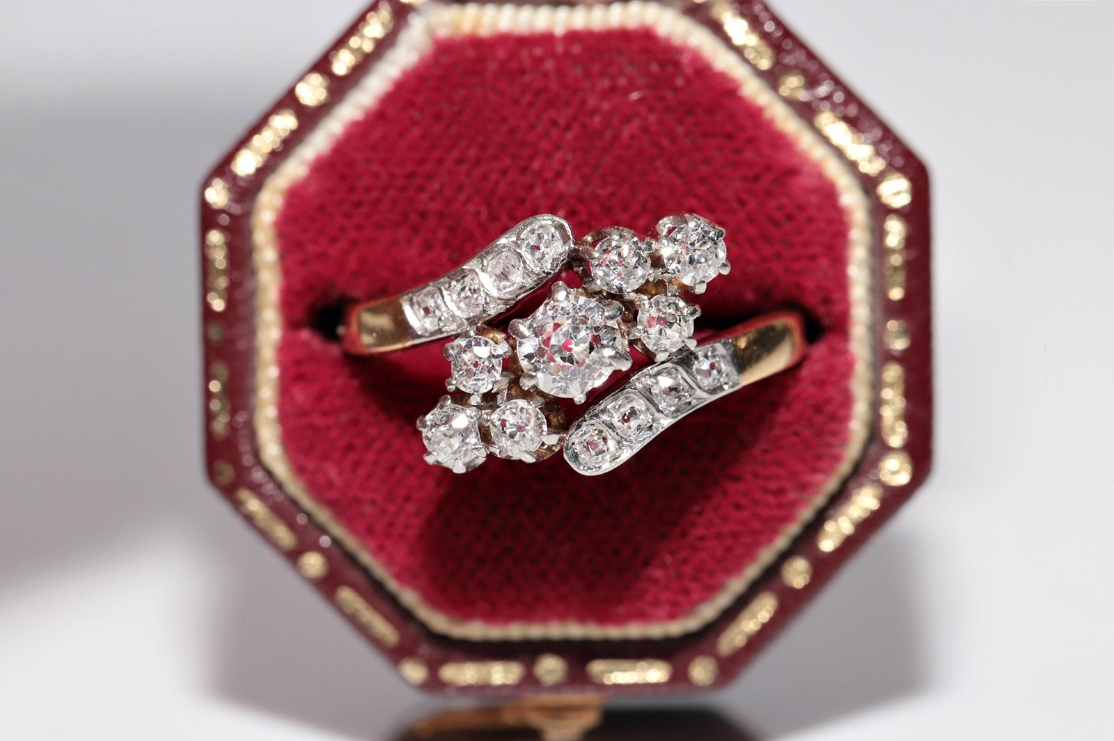 In very good condition.
Total weight is 3 grams.
Totally is diamond 0.60 ct.
The diamond is has G-H color vs-s1 clarity.
Ring size is US 6 
We can make any size.
Acid tested to be 18k real gold.
Box is not included.
Please contact for any questions.