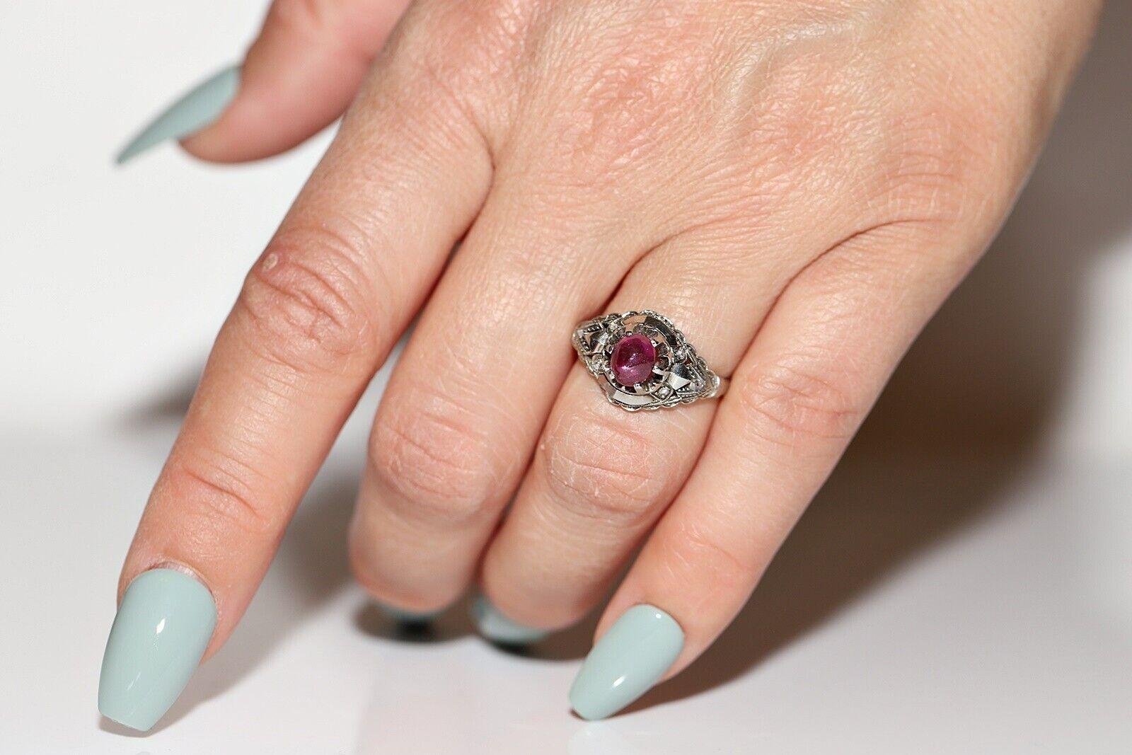 Bague ancienne des années 1920 en or 18 carats avec cabochon naturel de rubis et diamants taille rose en vente 6