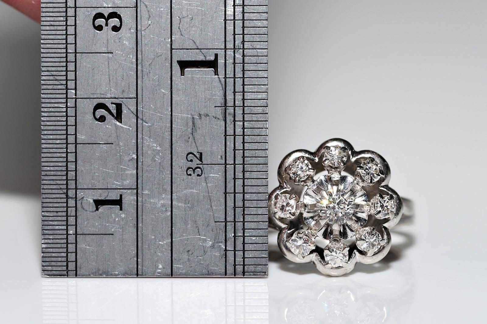 Bague ancienne des années 1920 en or 18 carats décorée de diamants naturels en vente 6