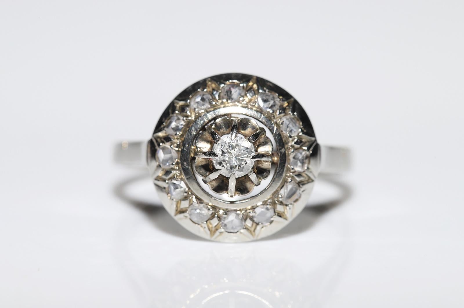 Art Deco Antique Circa 1920s 18k Gold Natural Diamond Decorated Ring For Sale