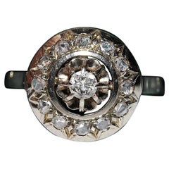 Antiker, dekorativer Ring aus 18 Karat Gold mit natürlichem Diamanten, ca. 1920er Jahre