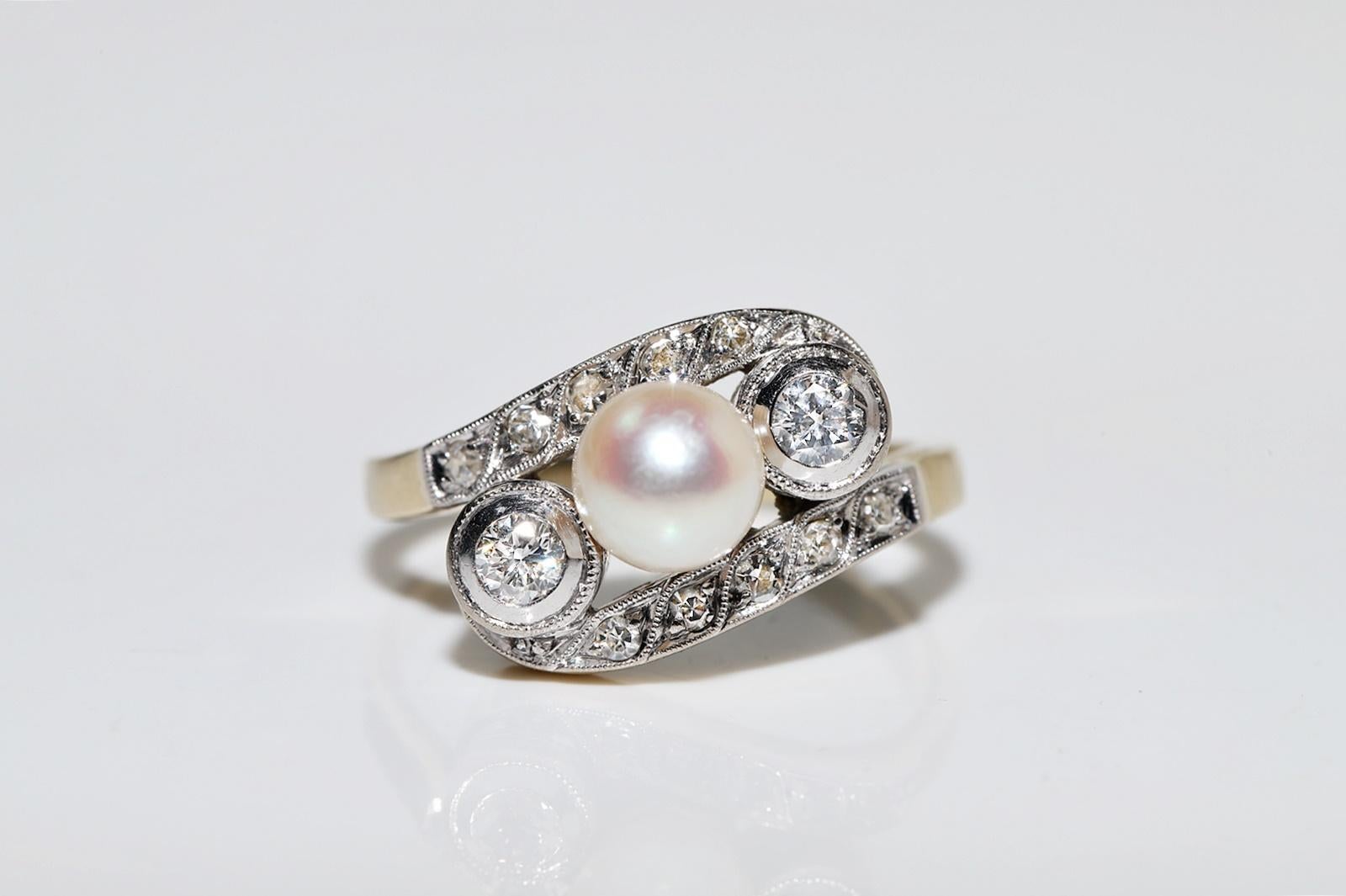 Antique Circa 1920s Art Deco 14k Gold Natural Diamond And Pearl Ring In Good Condition For Sale In Fatih/İstanbul, 34