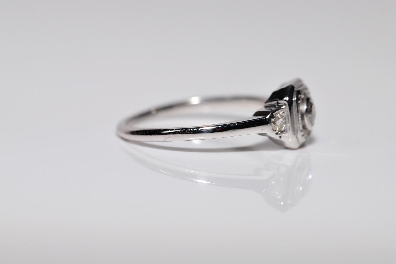 Bague carrée Art déco des années 1920 en or 14 carats décorée de diamants naturels en vente 5