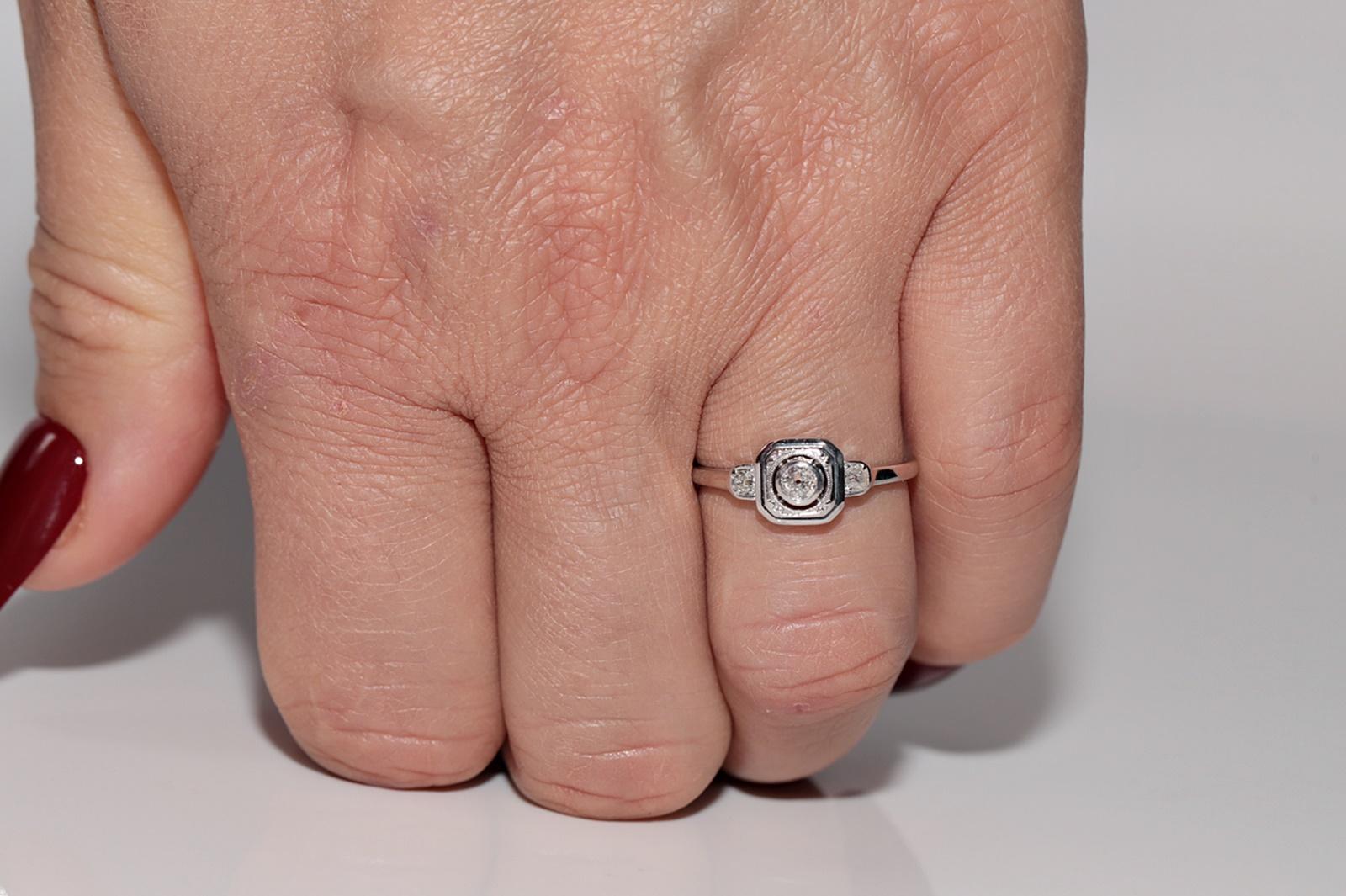 Taille vieille mine Bague carrée Art déco des années 1920 en or 14 carats décorée de diamants naturels en vente