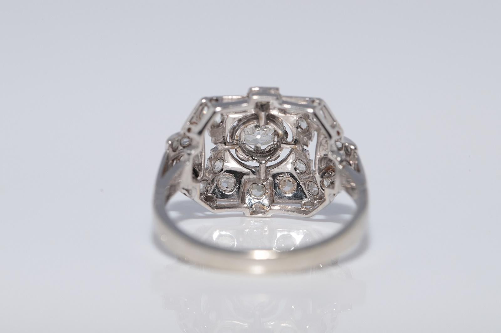 Antique Circa 1920s Art Deco Or 18k Handcrafted Natural Diamond Ring (Bague en or 18k avec diamant naturel) en vente 2