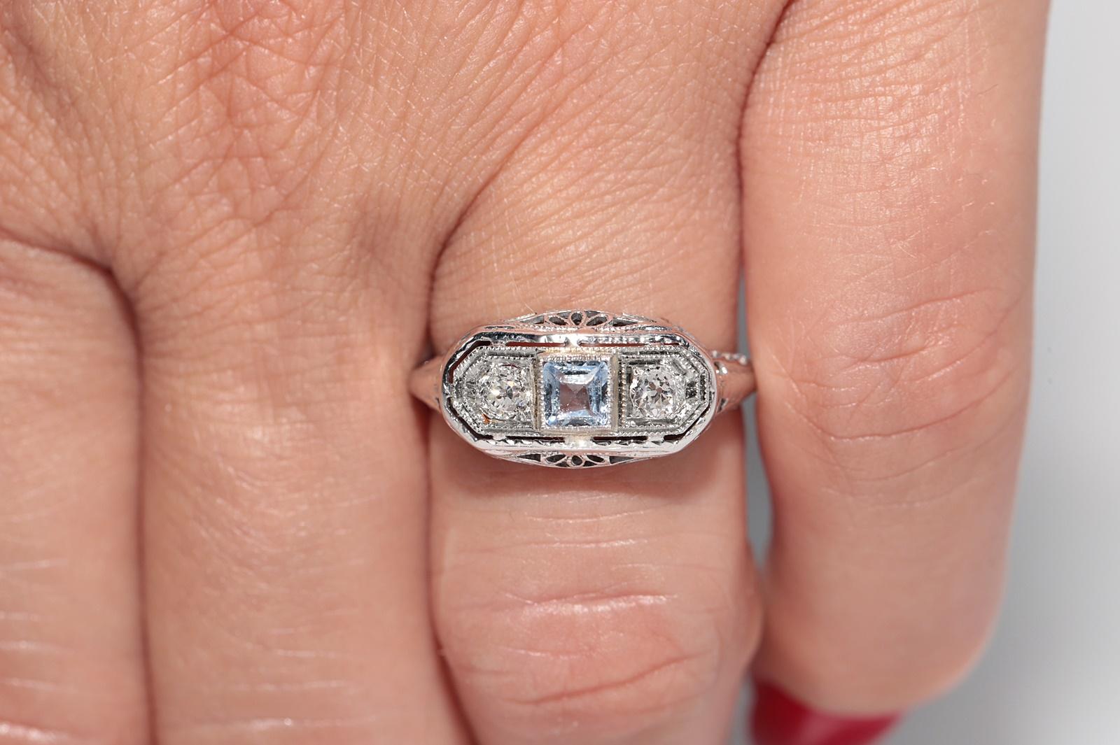 Taille vieille mine Antique Circa 1920s Art Deco Or 18k Diamant Naturel et Bague Aqua Marine en vente