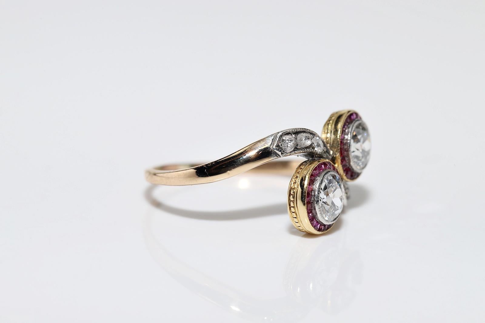 Women's Antique Circa 1920s Art Deco 18k Gold Natural Diamond And Caliber Ruby Ring For Sale
