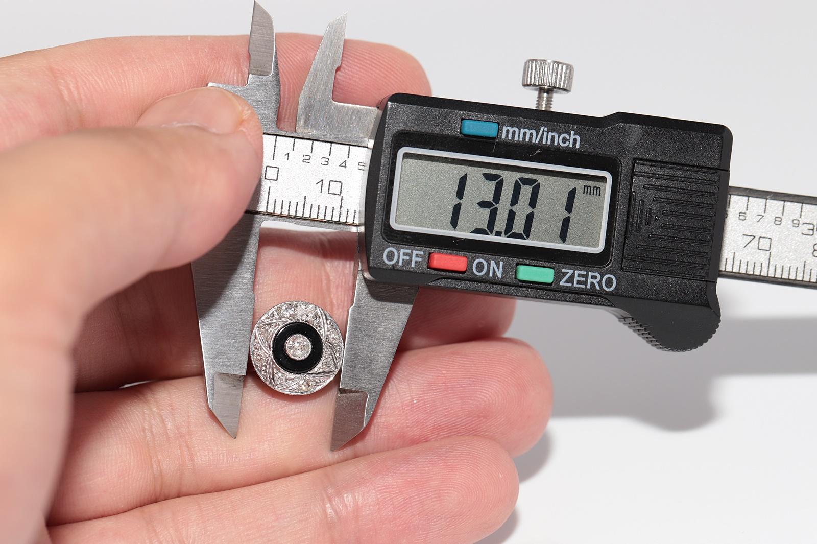 Antico orecchino con diamante naturale e onice in oro 18k, CIRCA 1920 Art Deco in vendita 1