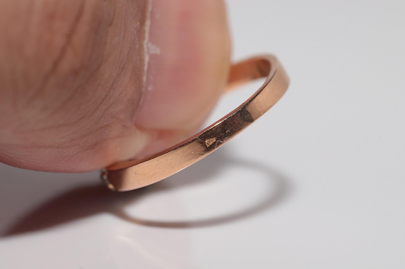 Antique Circa 1920s Art Deco 18k Gold Natural Diamond Decorated Ring For Sale 8