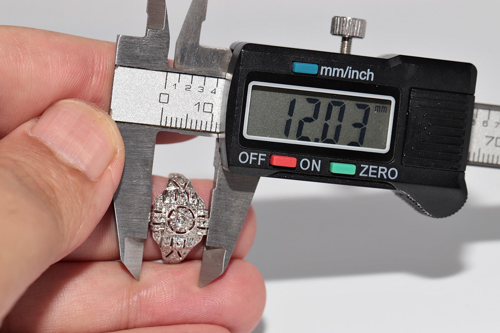 Anello antico CIRCA 1920 Art Deco in oro 18k con diamante naturale decorato in vendita 9