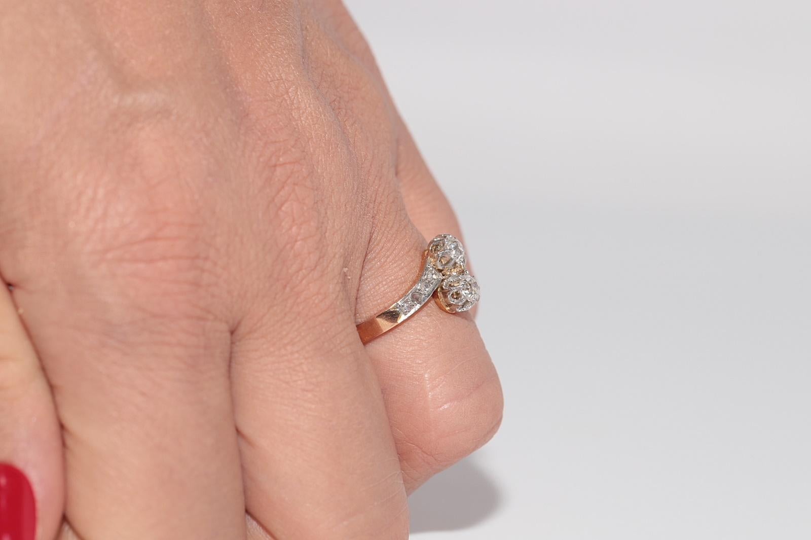 Women's Antique Circa 1920s Art Deco 18k Gold Natural Diamond Decorated Ring For Sale