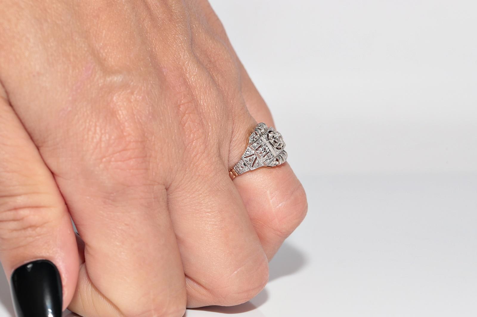 Anello antico CIRCA 1920 Art Deco in oro 18k con diamante naturale decorato In condizioni buone in vendita a Fatih/İstanbul, 34