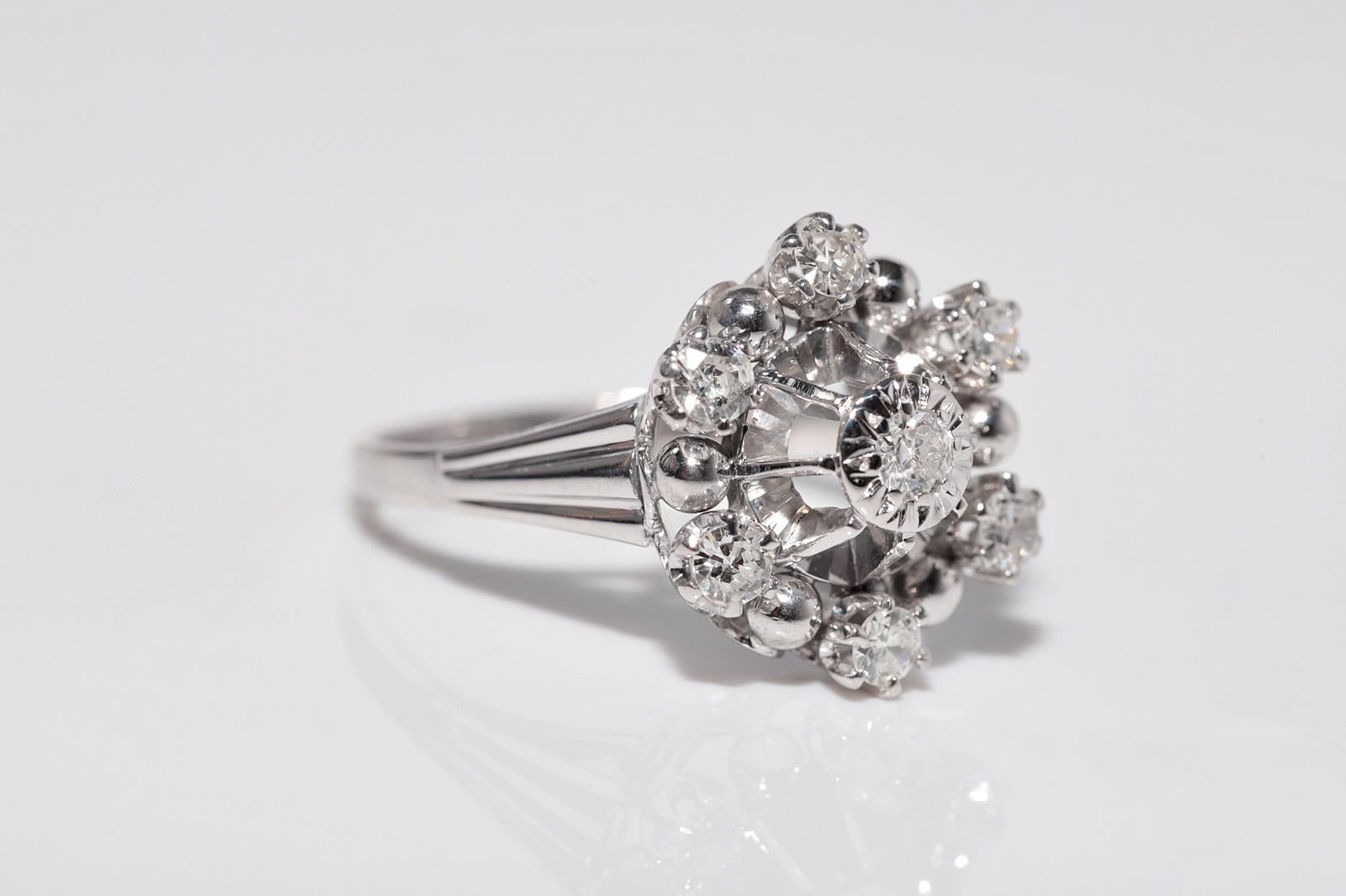 Bague Art déco ancienne des années 1920 en or 18 carats décorée de diamants naturels Pour femmes en vente