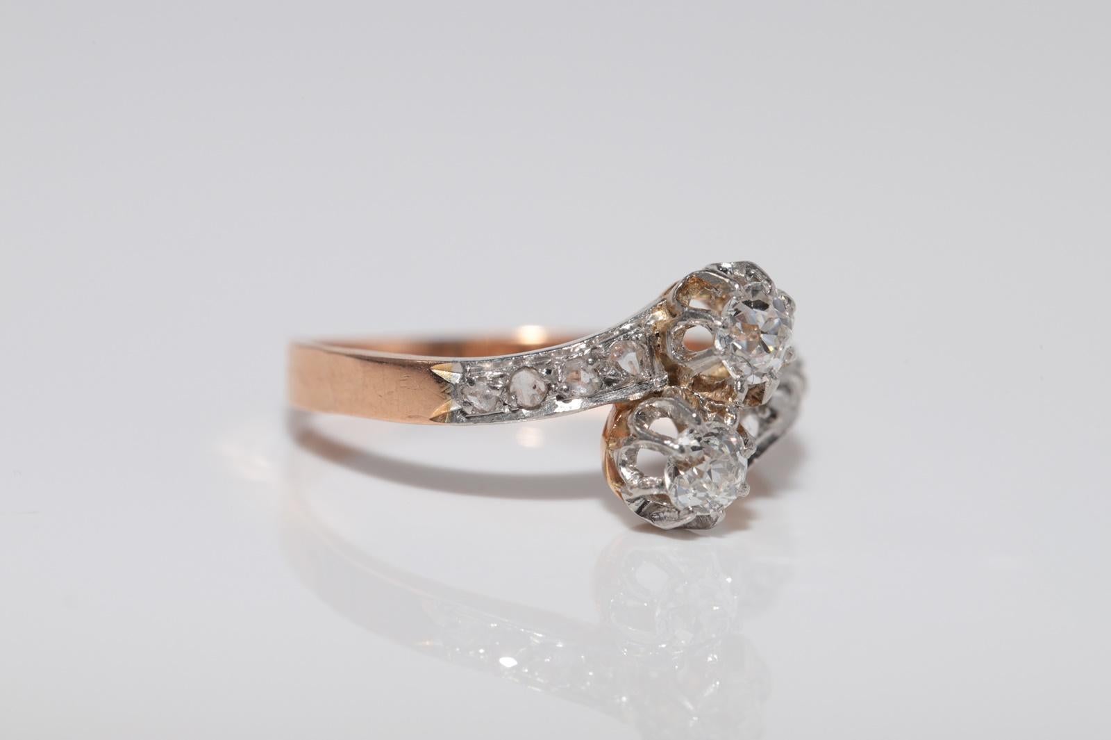 Antique Circa 1920s Art Deco 18k Gold Natural Diamond Decorated Ring For Sale 3
